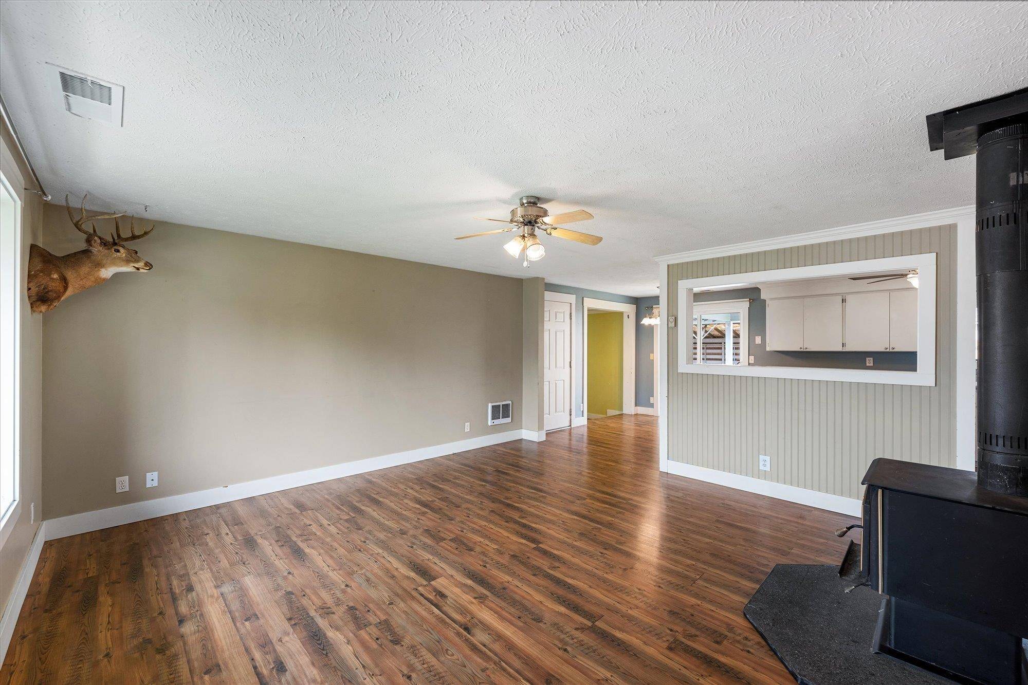 6 W 4th Ave, Deer Park, WA 99006