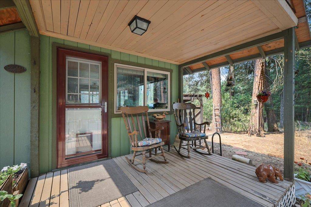 3262 Shady Ct, Valley, WA 99181