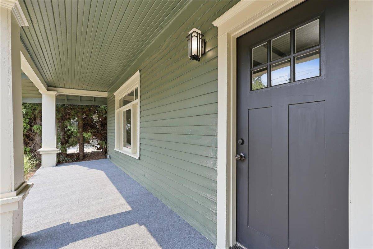953 E 9th Ave, Spokane, WA 99202