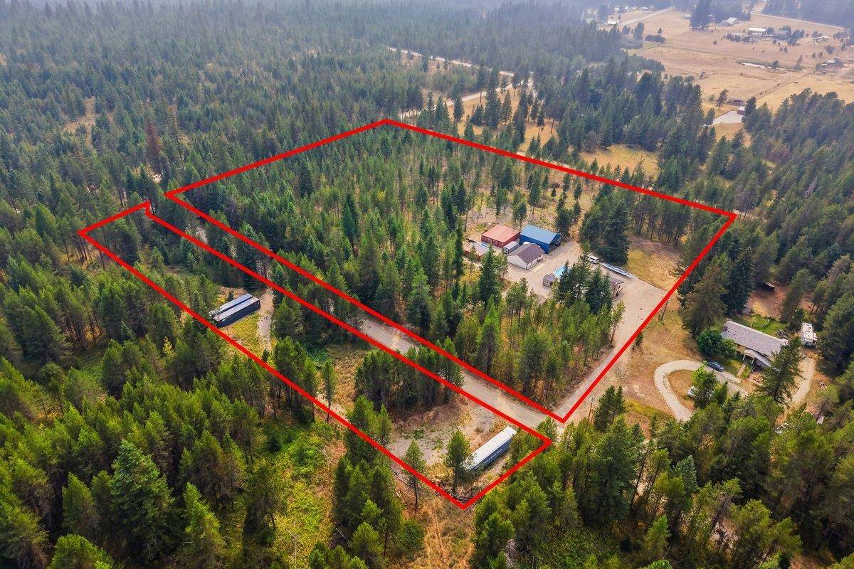 1061 Roberts Rd, Newport, WA 99156