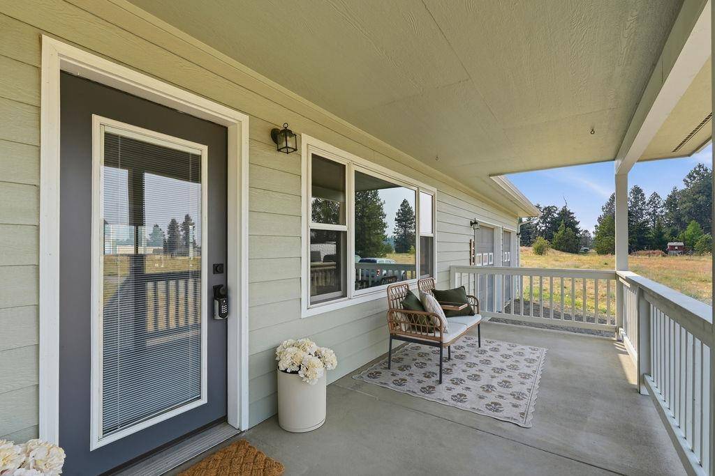 1305 W Viewmont Rd, Spokane, WA 99224