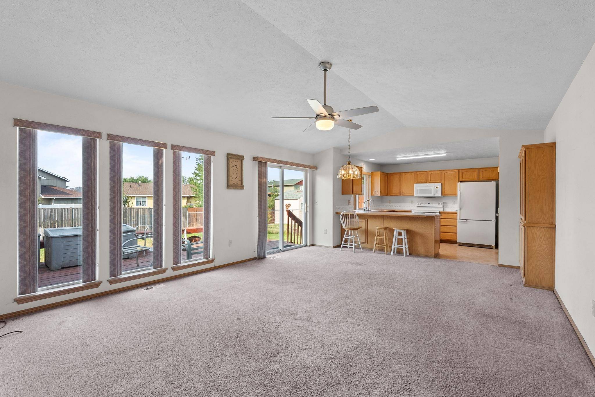 1323 SHARPSBURG Ave, Spokane, WA 99217