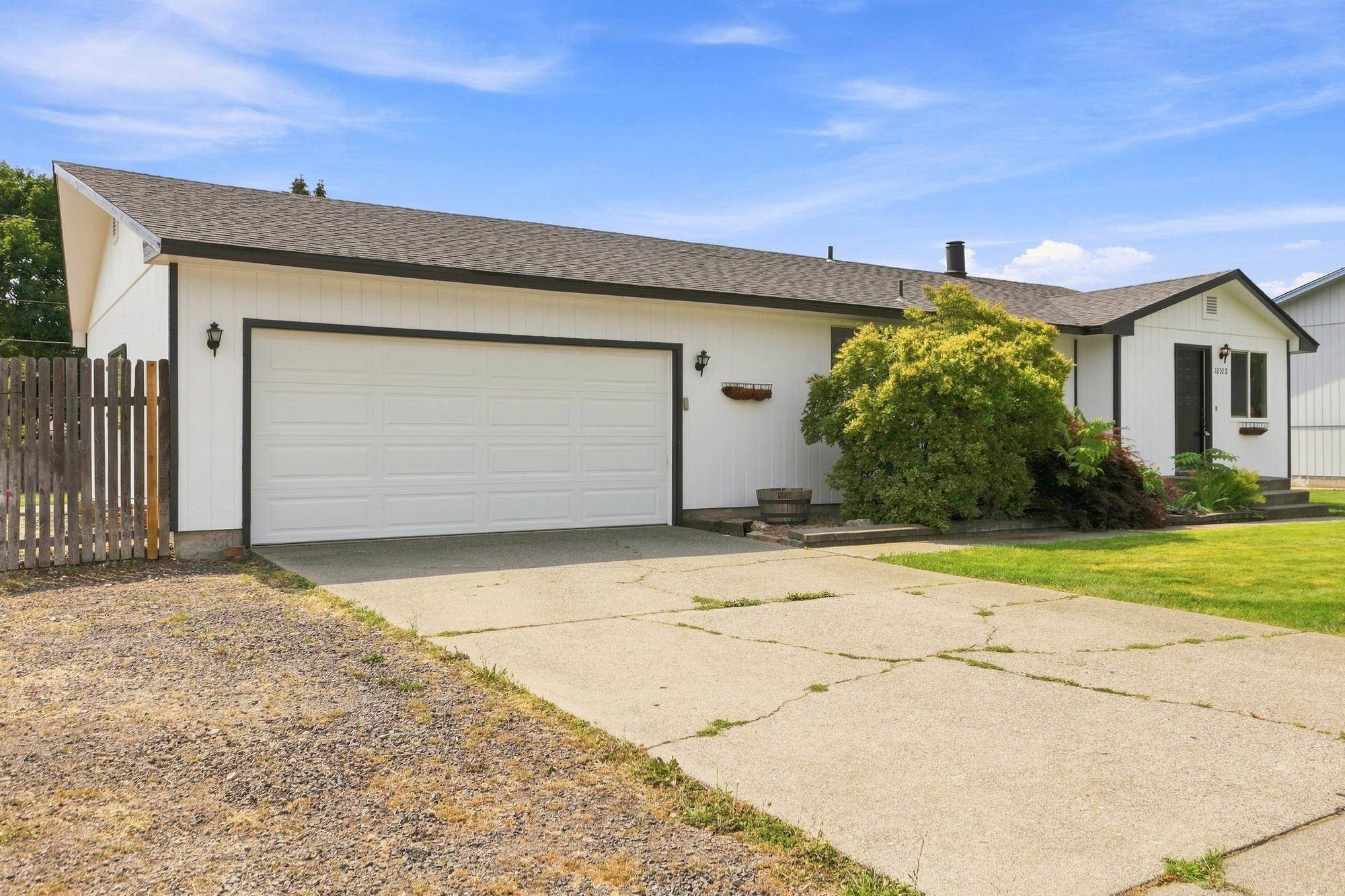 12522 E 27th Ave, Spokane Valley, WA 99216