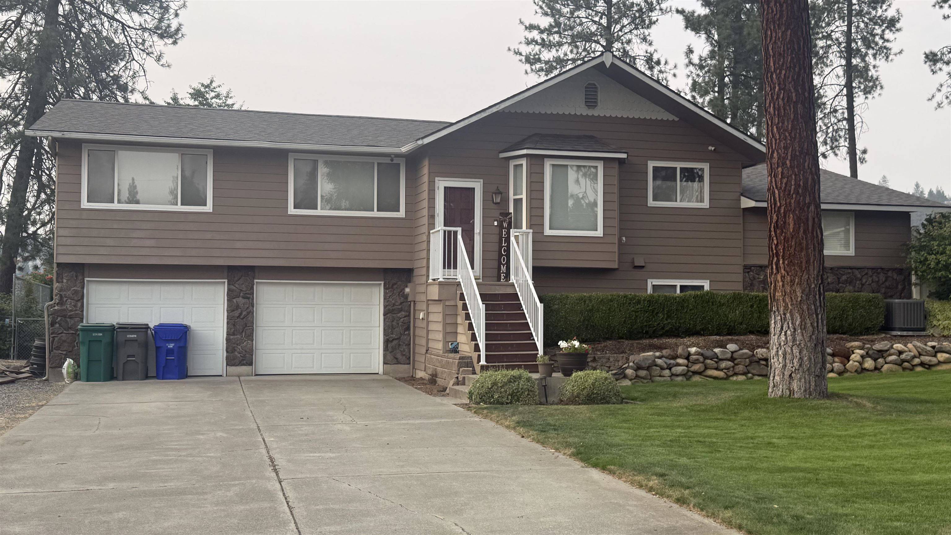 6912 W Johannsen Ave, Nine Mile Falls, WA 99026