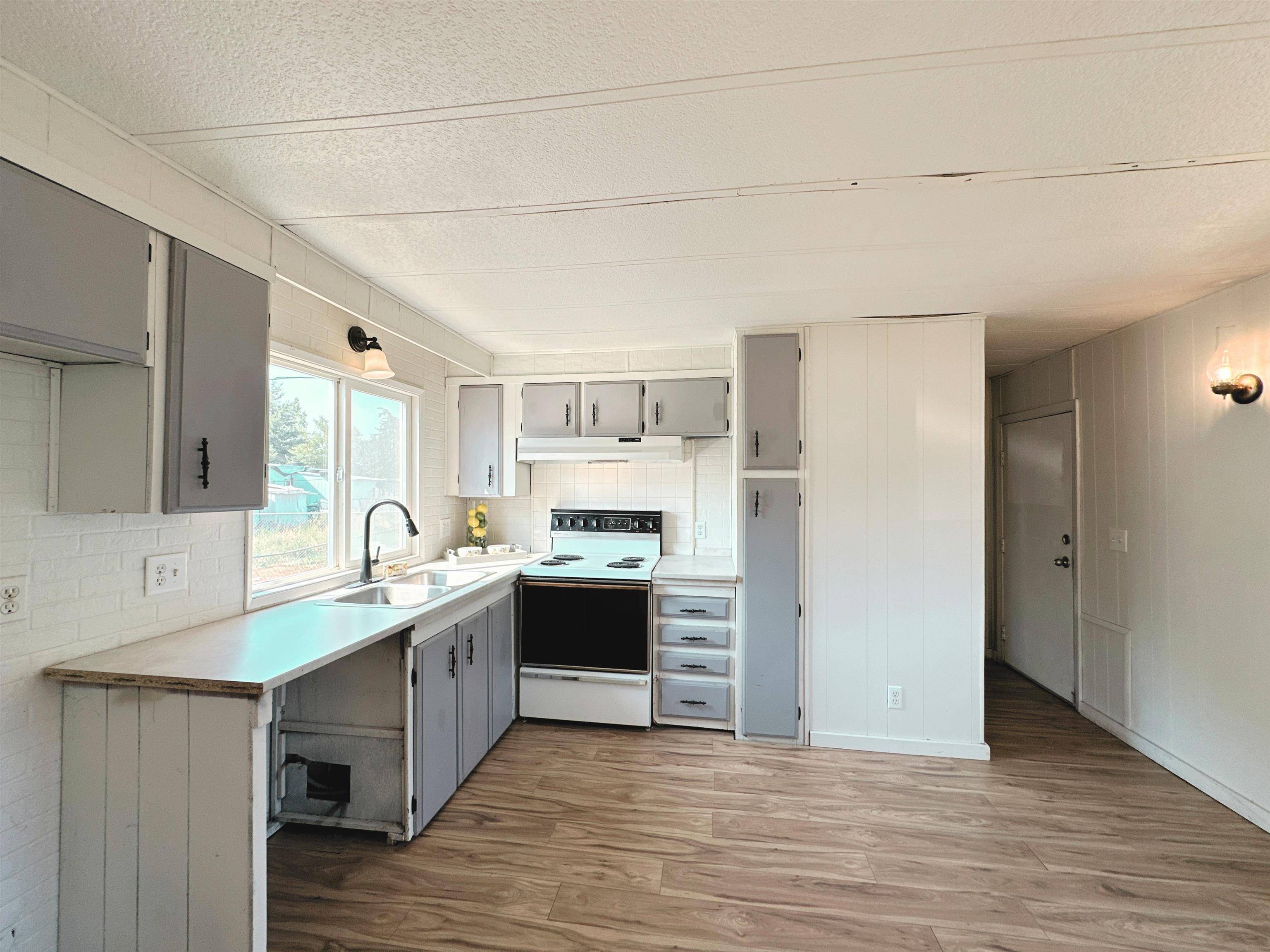 5820 E 4th Ave ##18, Spokane Valley, WA 99212