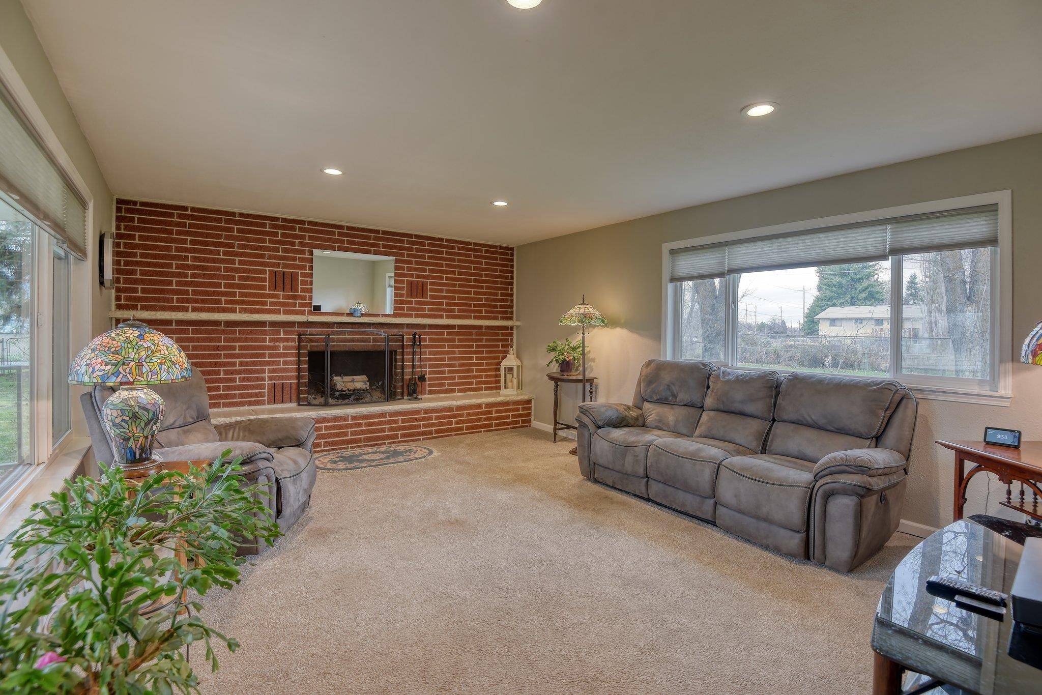 5405 N Powell Rd, Newman Lake, WA 99025