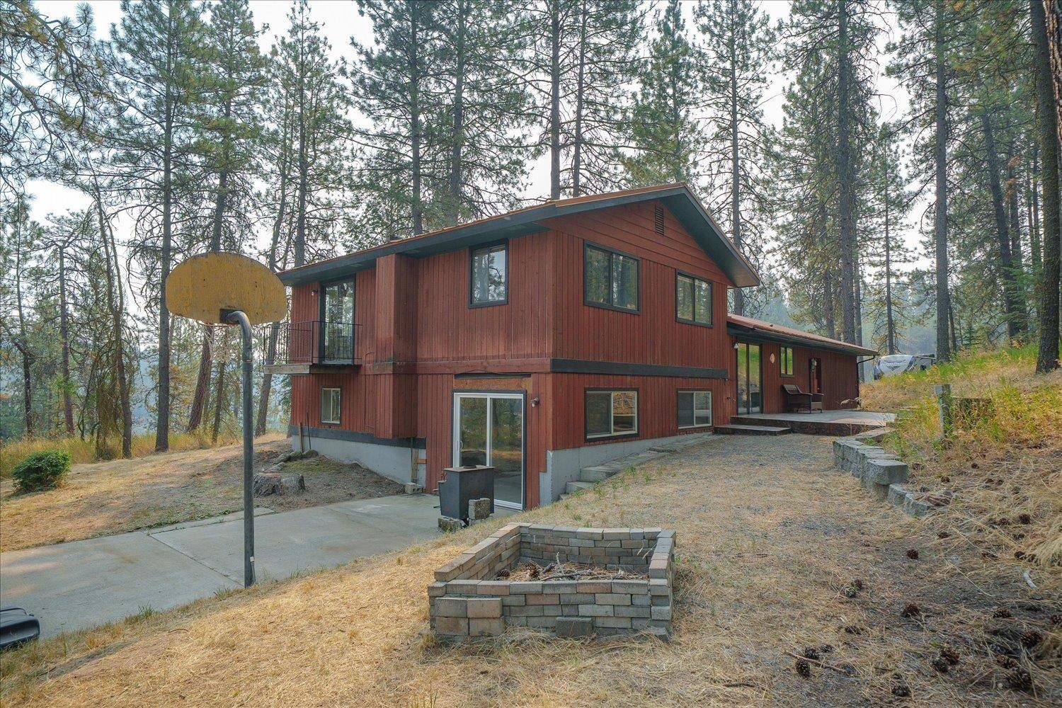 2505 N Christensen Rd, Medical Lake, WA 99022