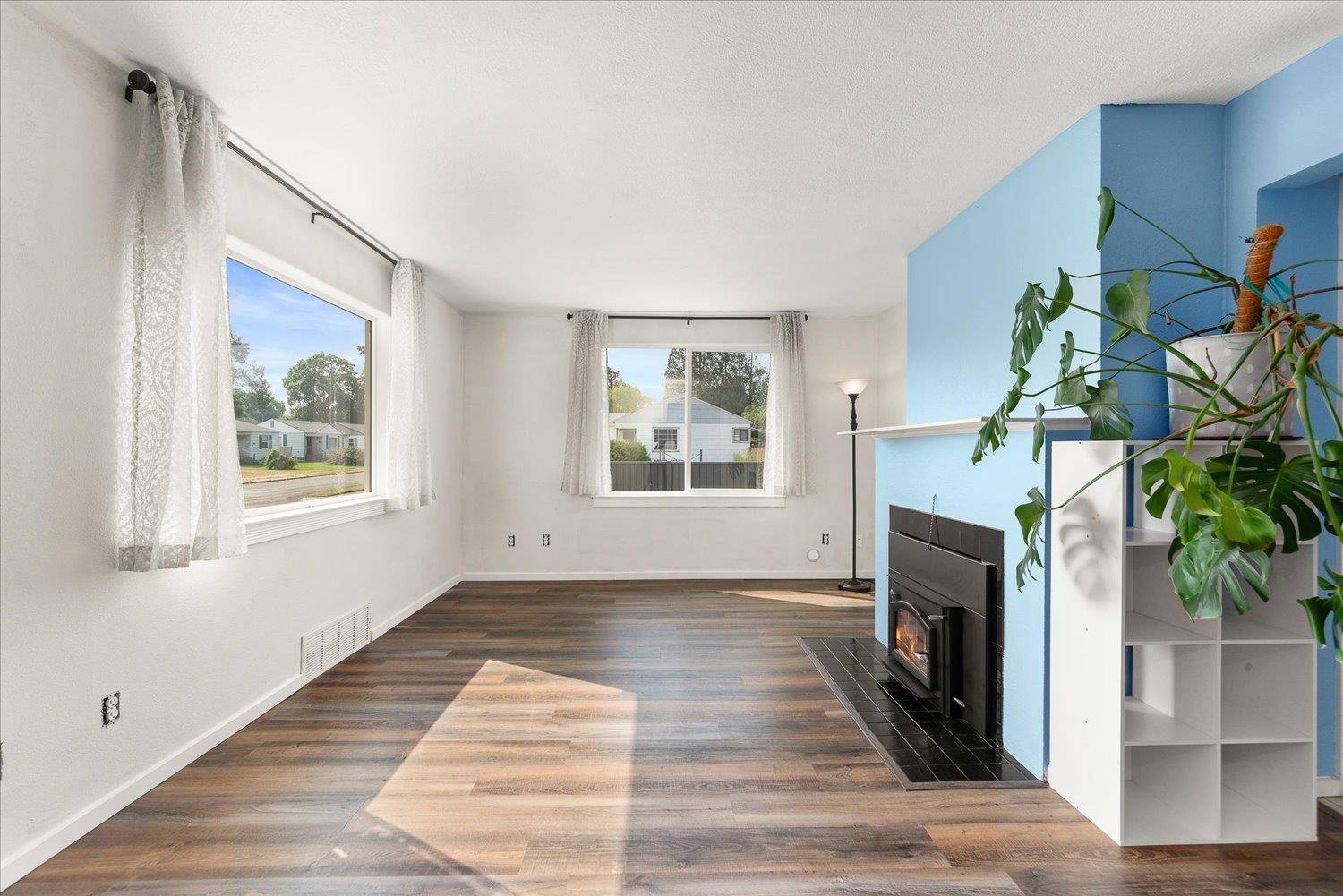 1803 N Cook St, Spokane, WA 99207