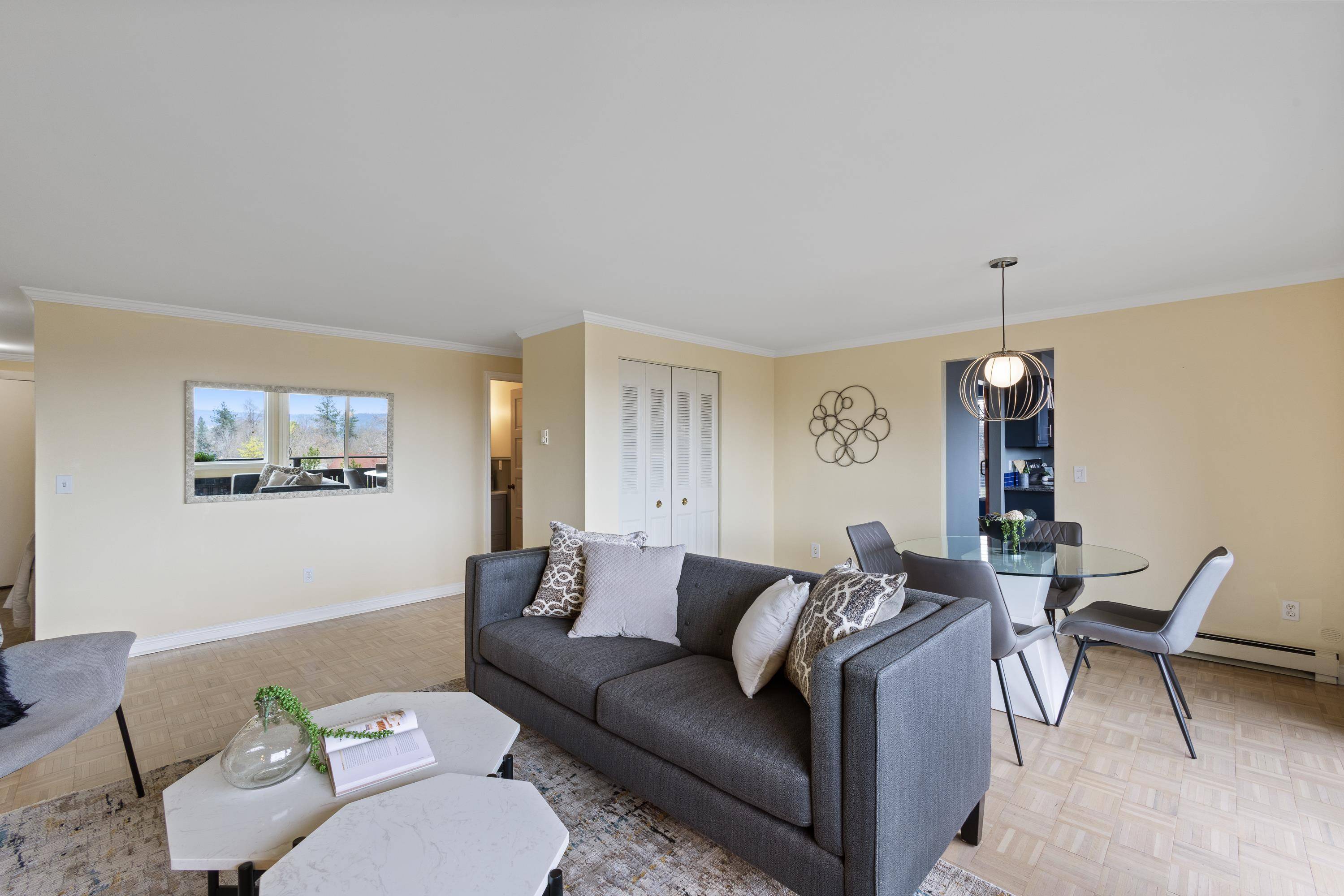 844 W Cliff Dr #103, Spokane, WA 99204