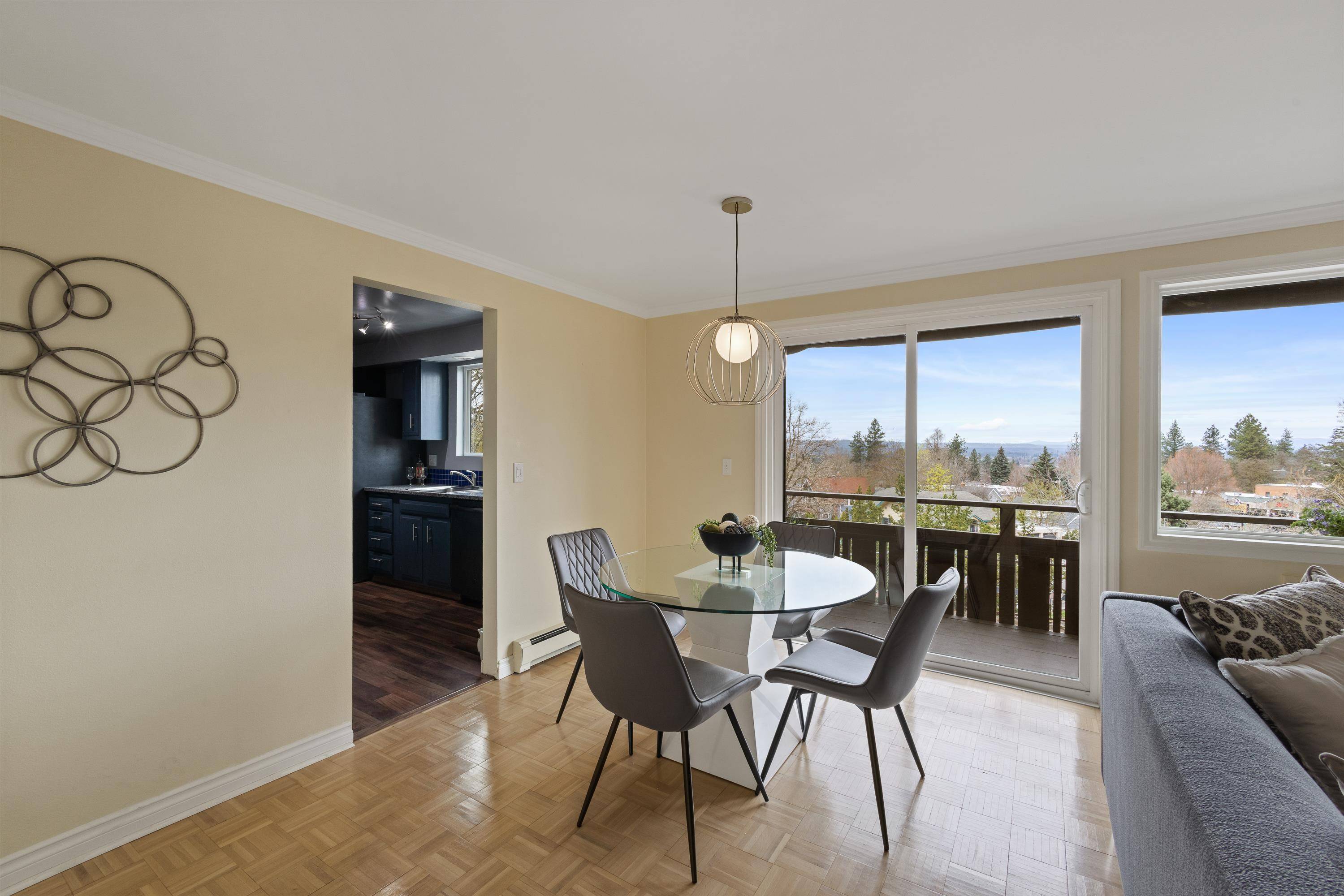 844 W Cliff Dr #103, Spokane, WA 99204