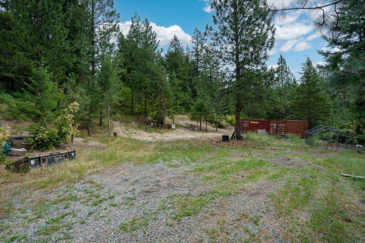 28420 N Thunderhill Ln, Chattaroy, WA 99003