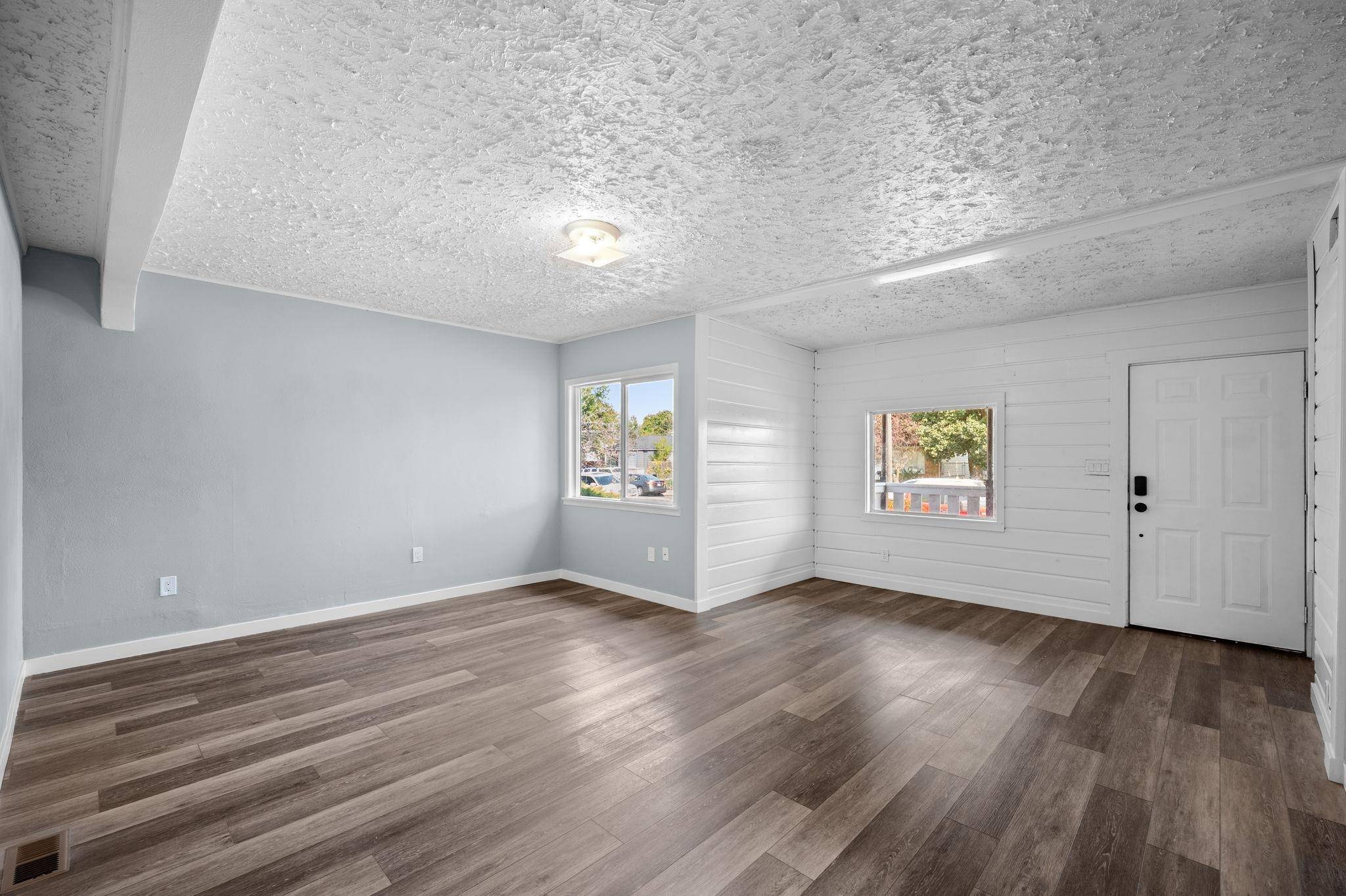 3902 E PACIFIC Ave, Spokane, WA 99202
