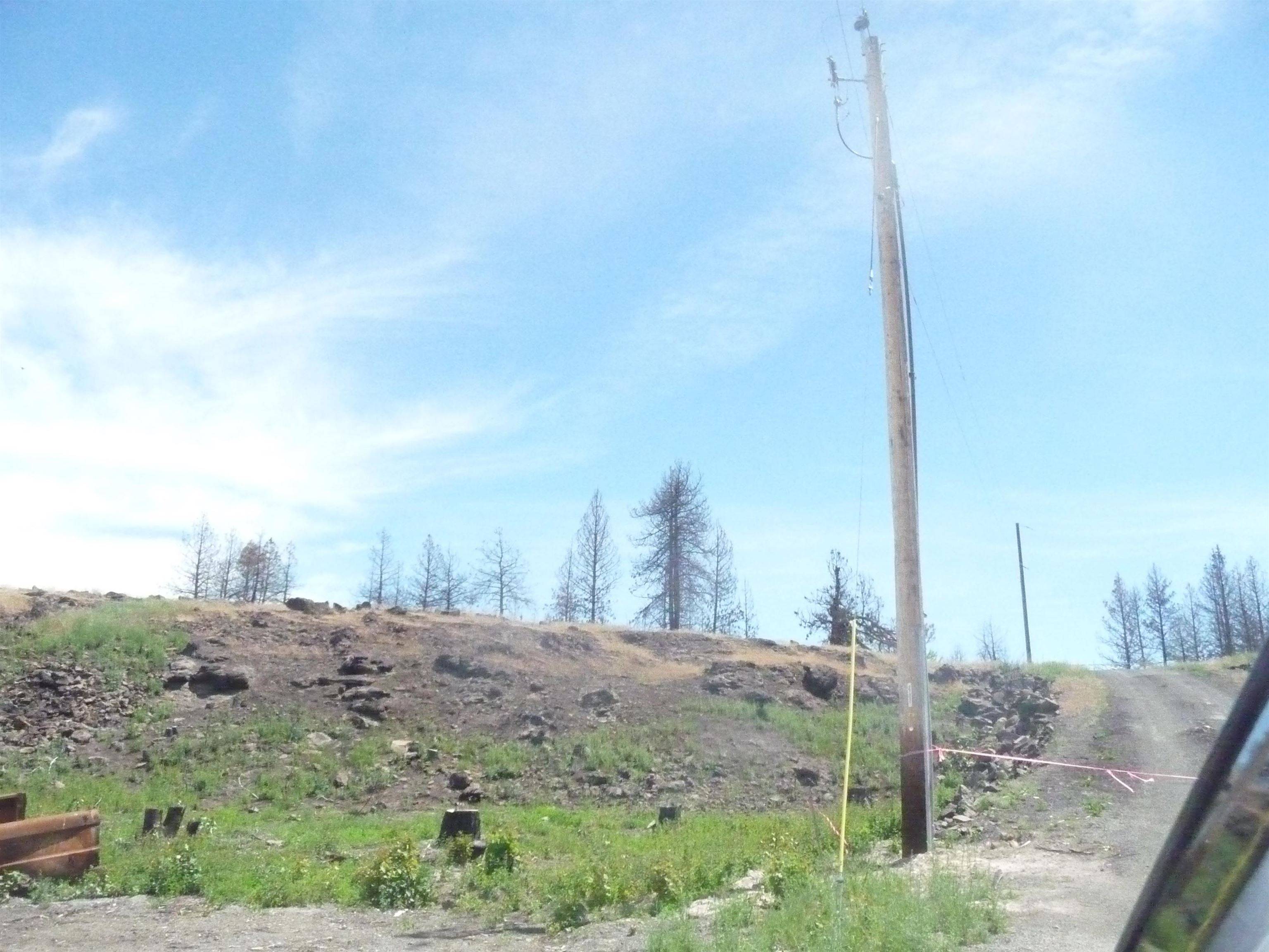 11211 S Lakeview Ct, Medical Lake, WA 99022-9541