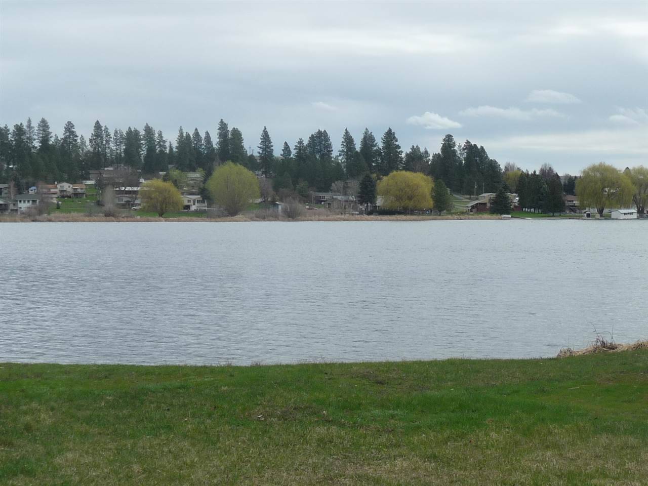 11211 S Lakeview Ct, Medical Lake, WA 99022-9541