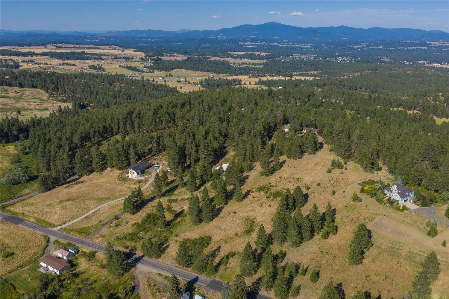 16216 N DALTON Rd, Spokane, WA 99208
