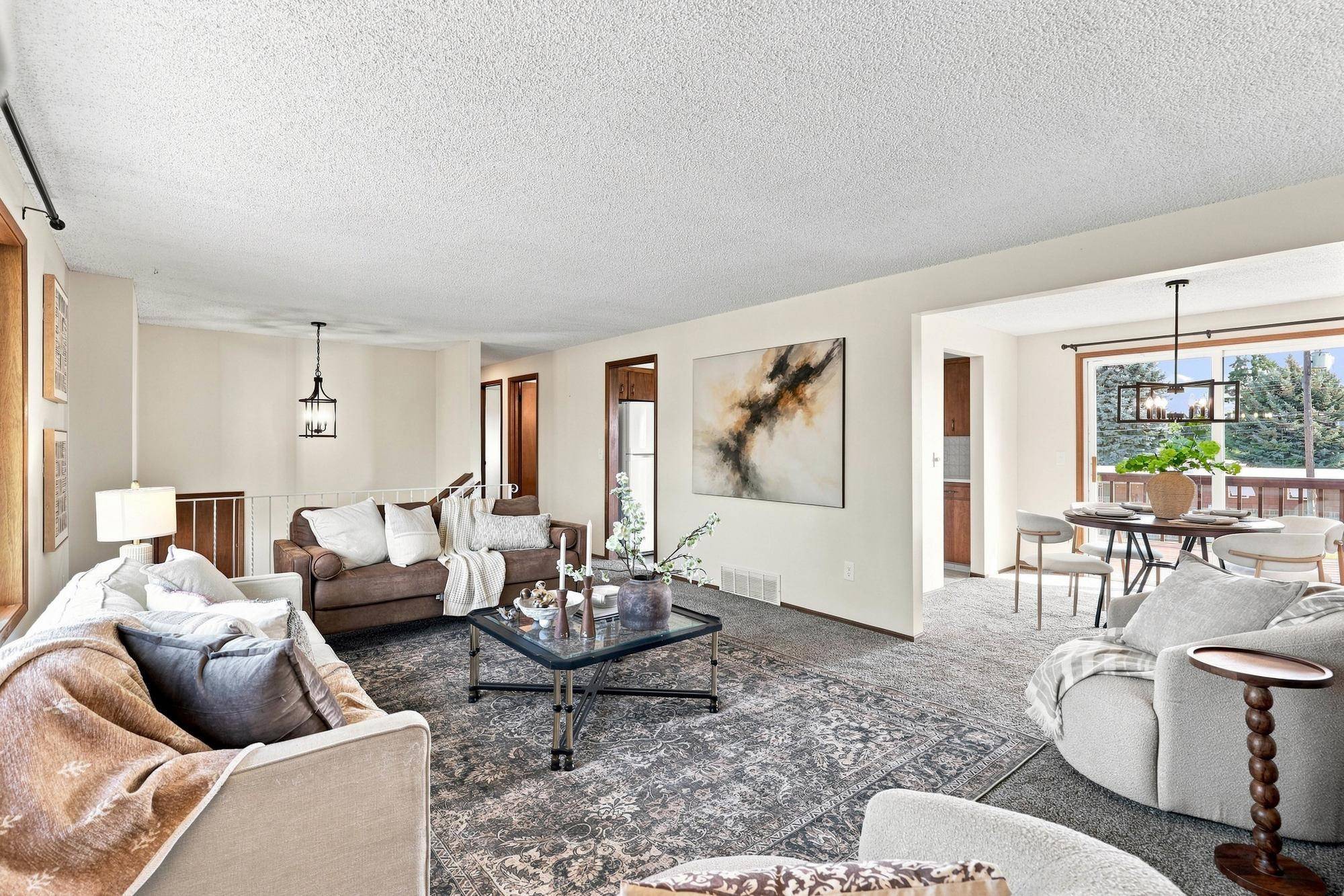 211 E Astor Dr, Spokane, WA 99208