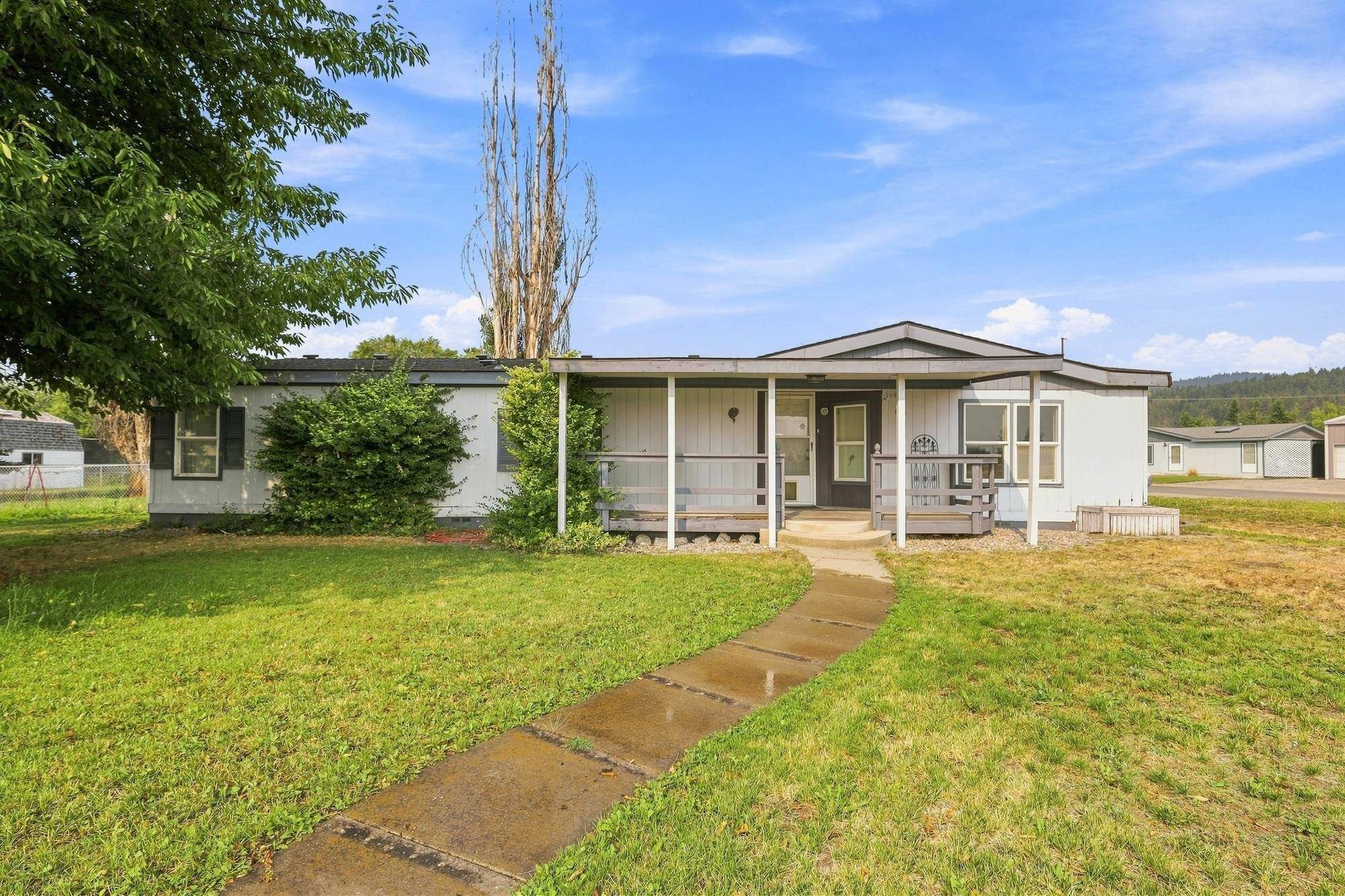 5015 N Campbell Rd, Otis Orchards, WA 99027
