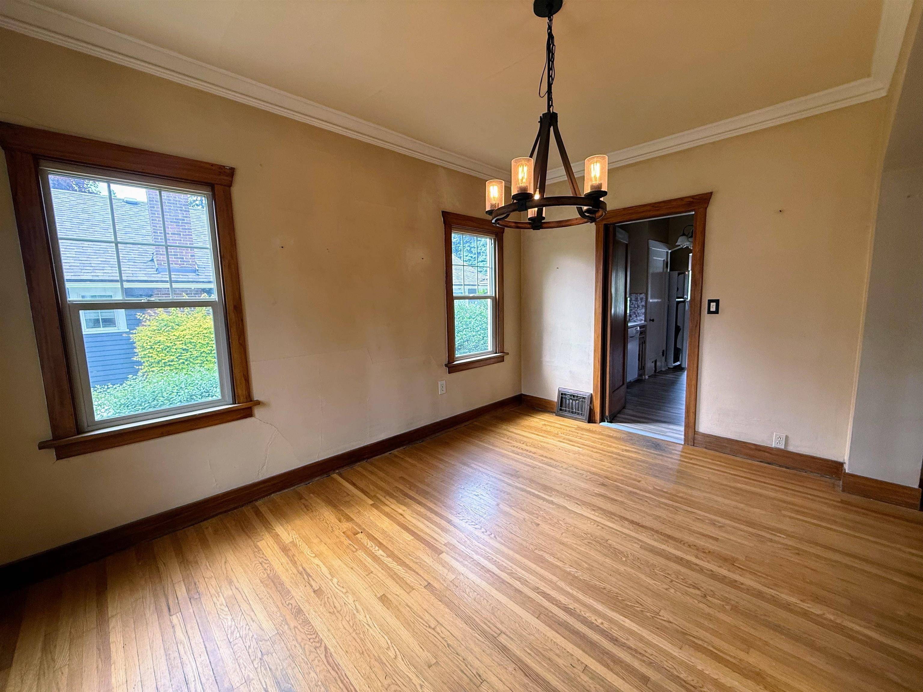 321 E 28th Ave, Spokane, WA 99203