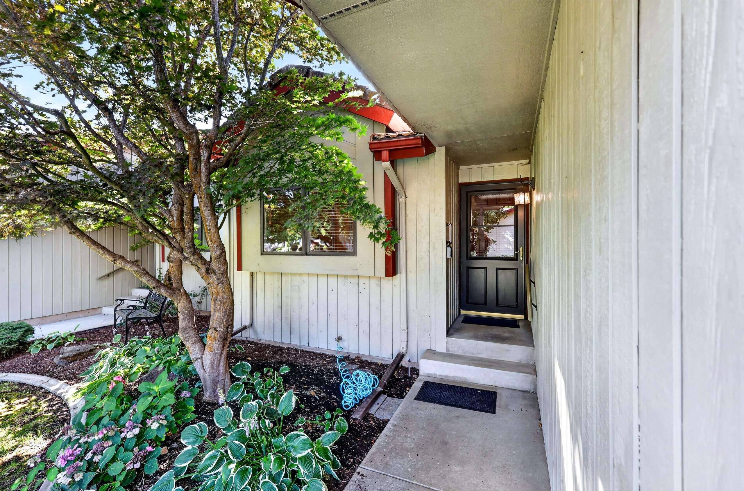3908 S Alder Cir, Spokane, WA 99223