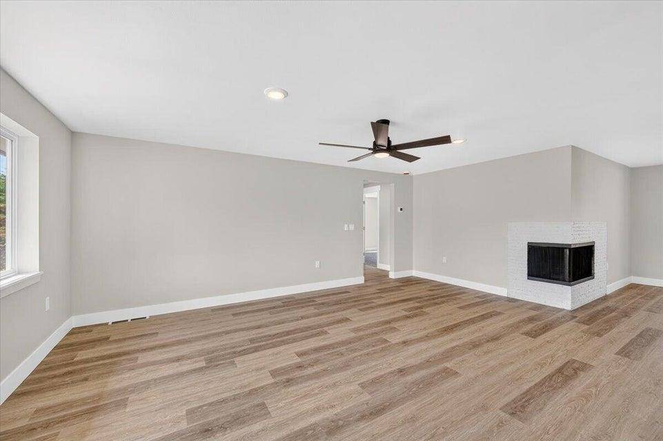 1025 E Ivy Ave, Colville, WA 99109