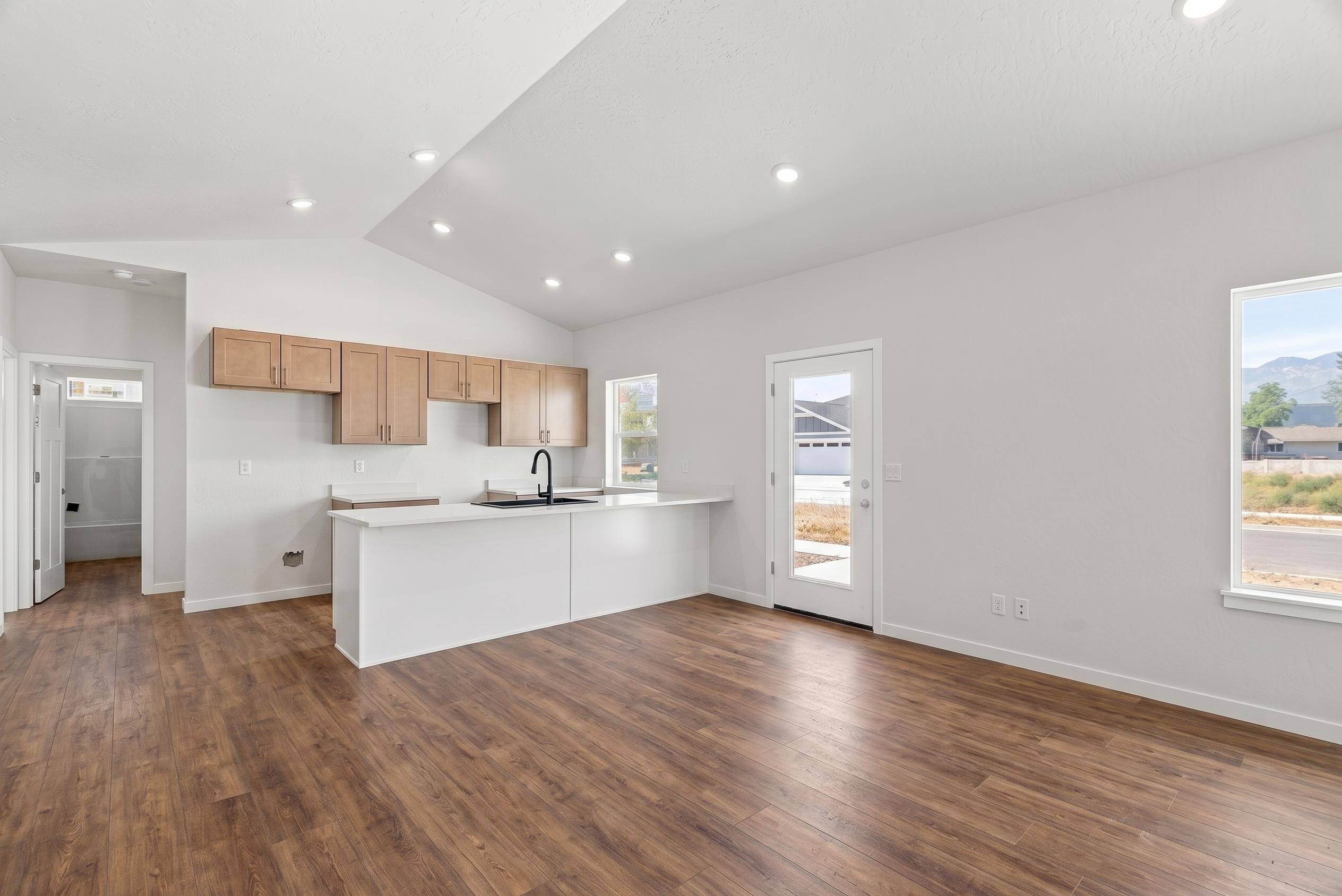 17428 E Maxwell Ave, Greenacres, WA 99016