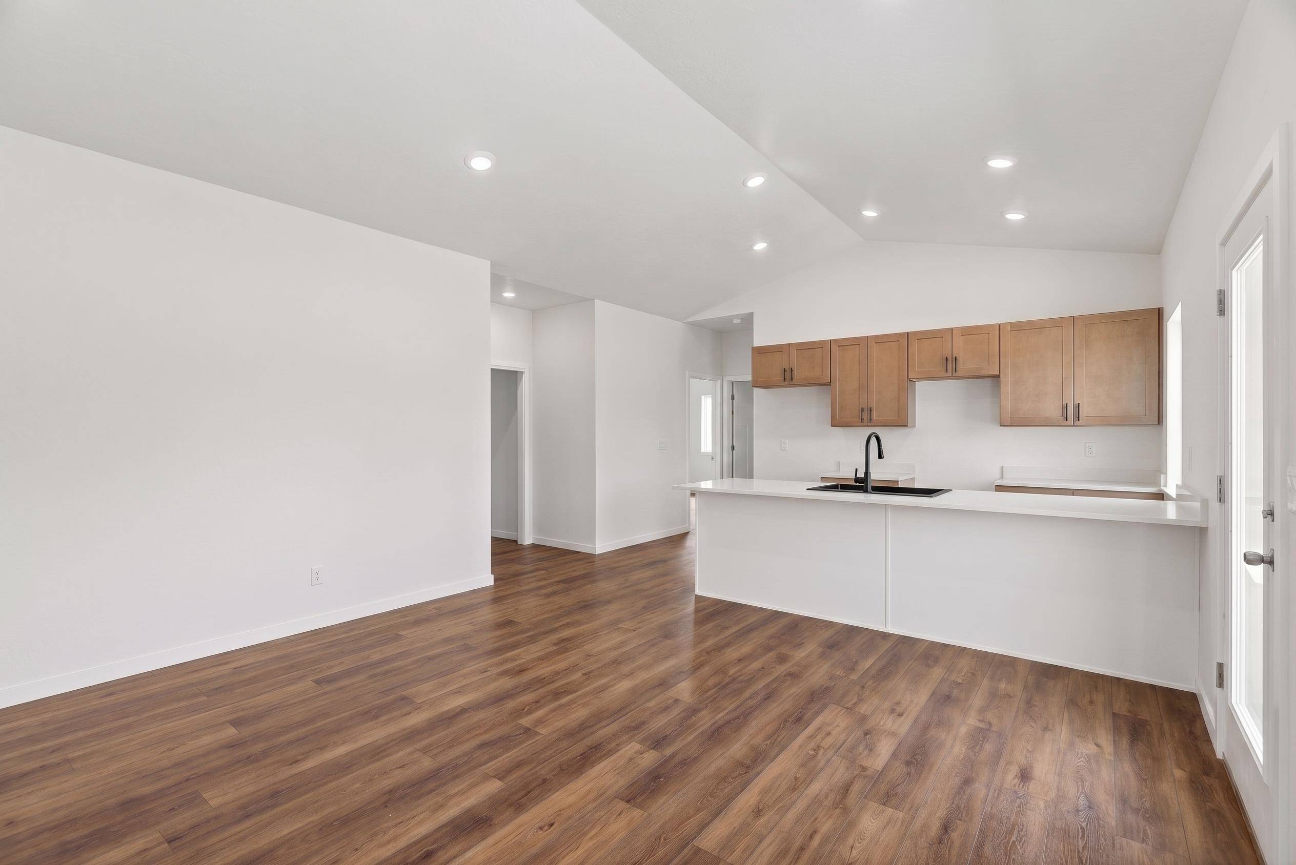 17428 E Maxwell Ave, Greenacres, WA 99016