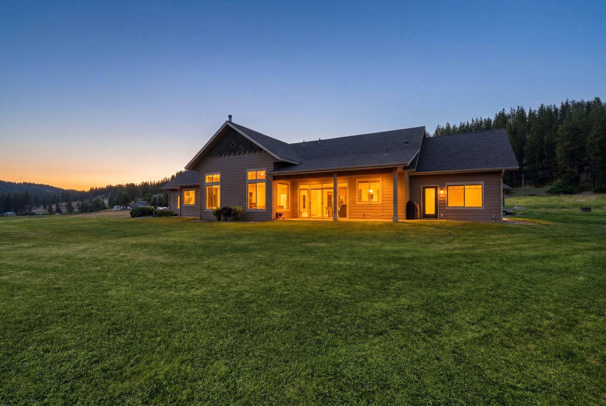 10638 HANGMAN VALLEY Rd, Spokane, WA 99224