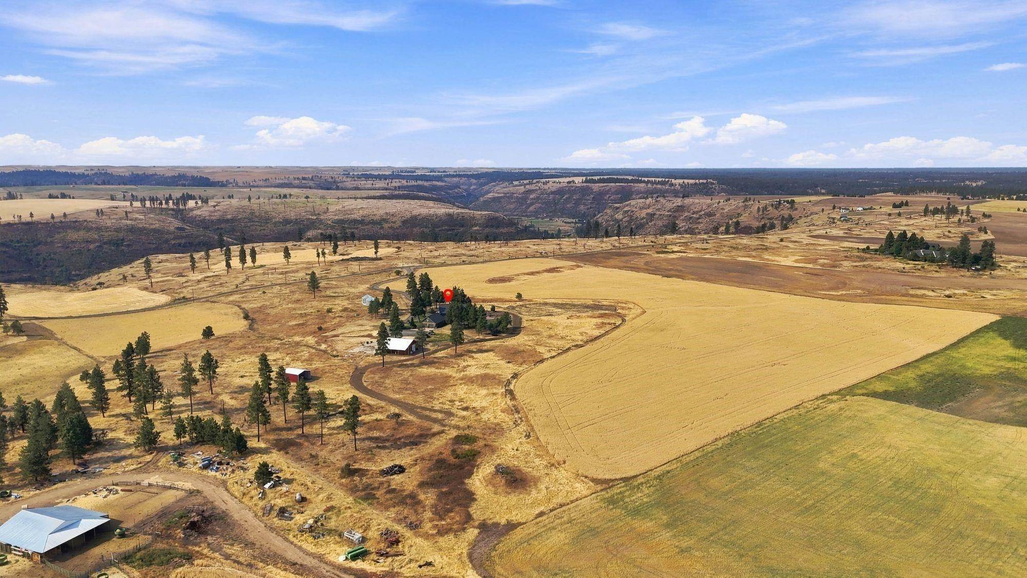 7617 E Elder Rd, Valleyford, WA 99036
