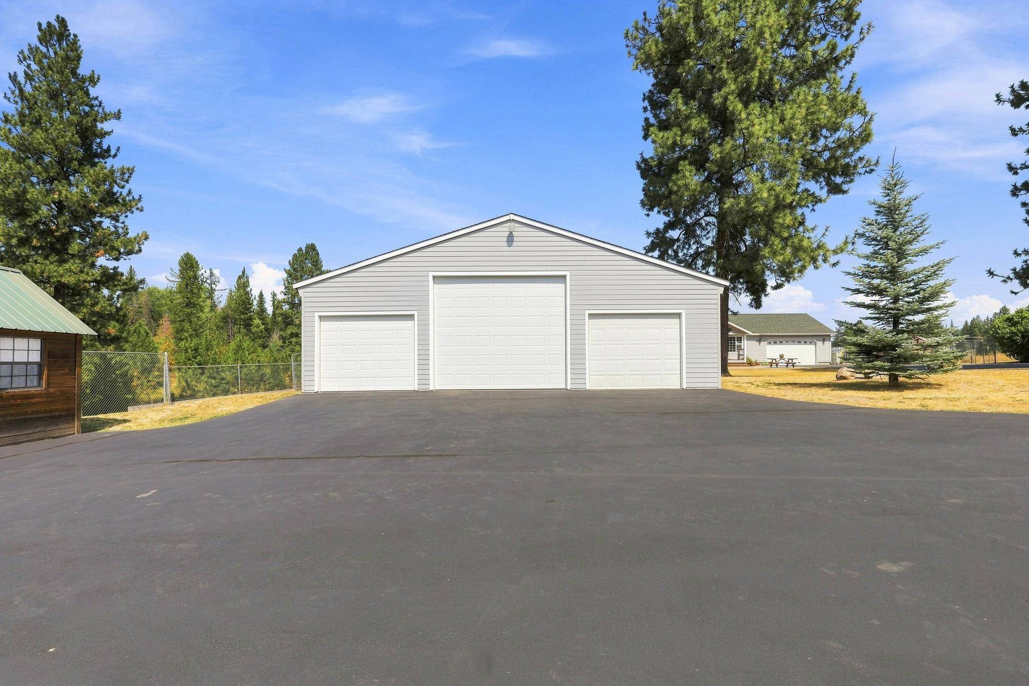 7012 W Burroughs Rd, Deer Park, WA 99006