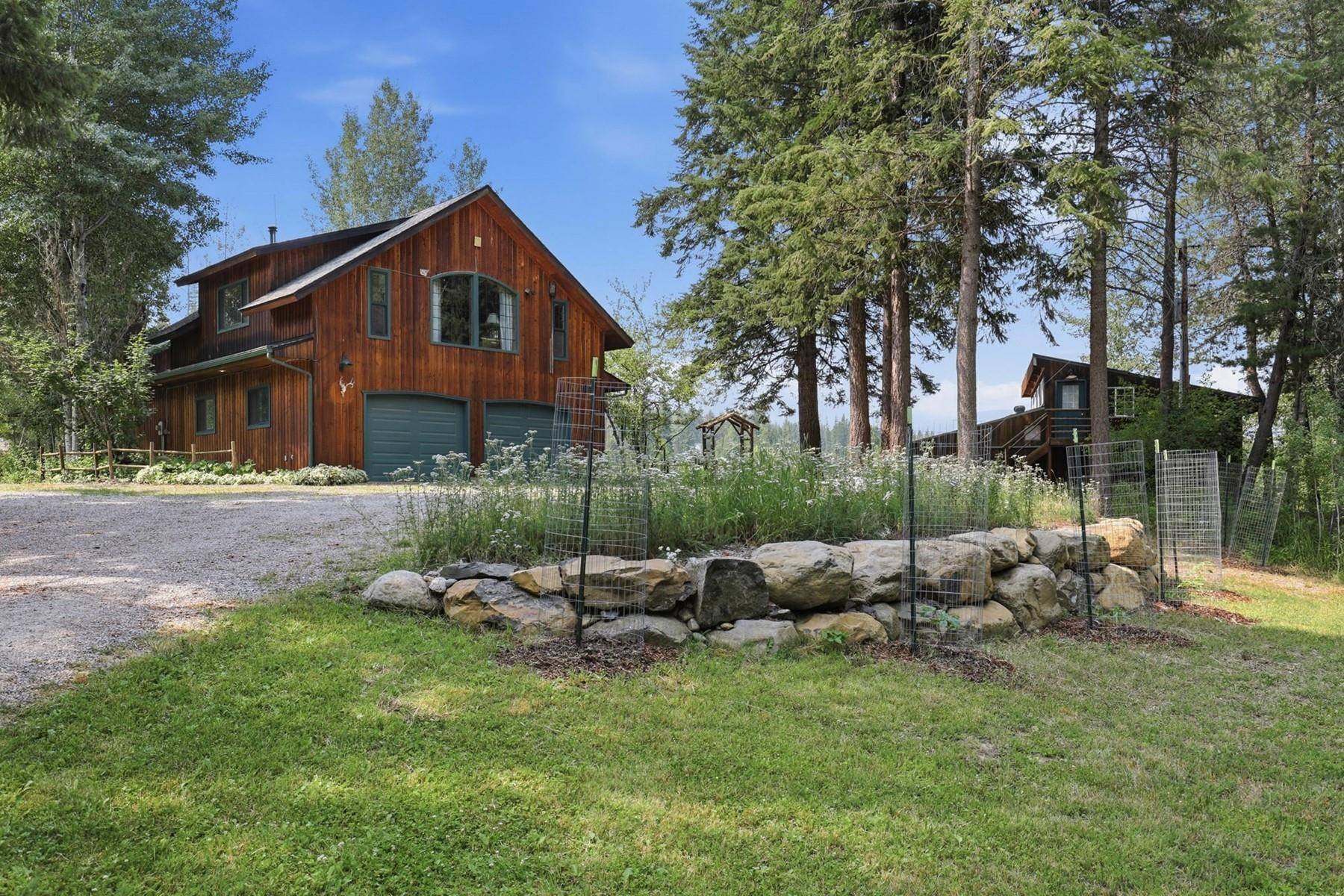 26314 E Blanchard Rd, Newport, WA 99156