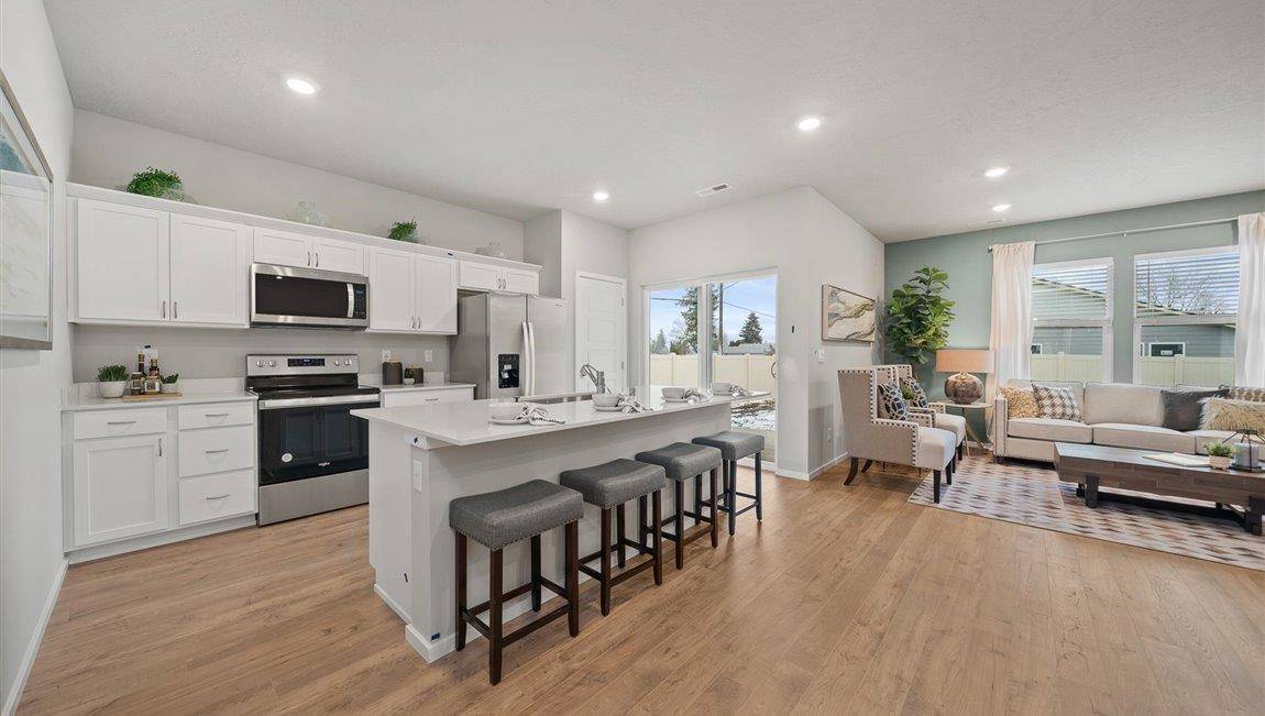 3823 S McCabe Ln, Spokane, WA 99206