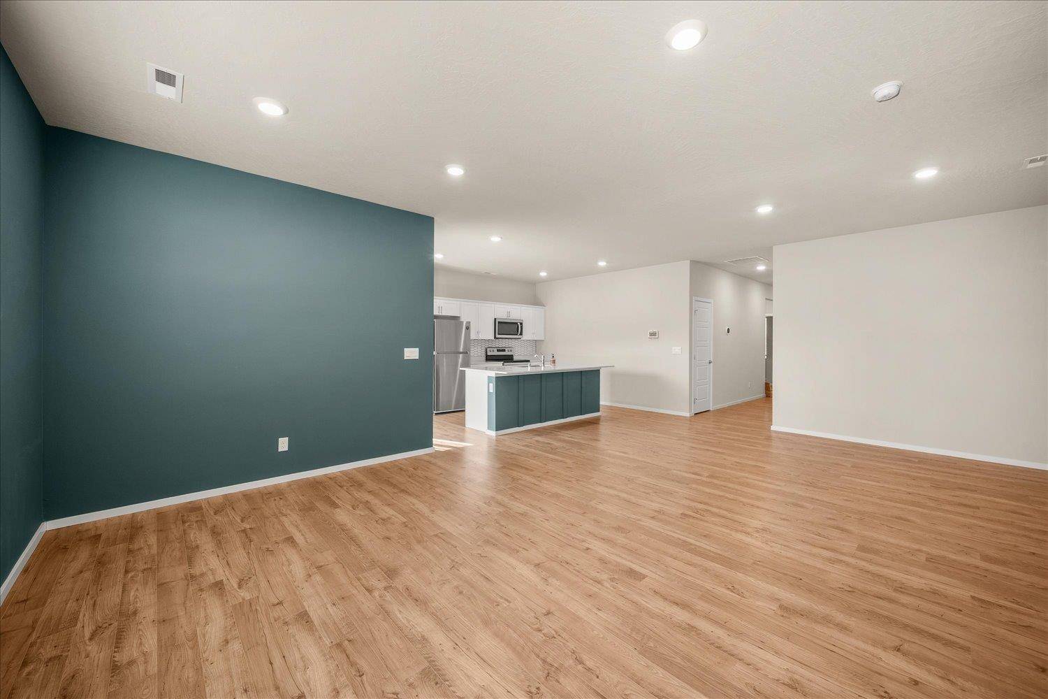 8505 W Red Ave, Cheney, WA 99004