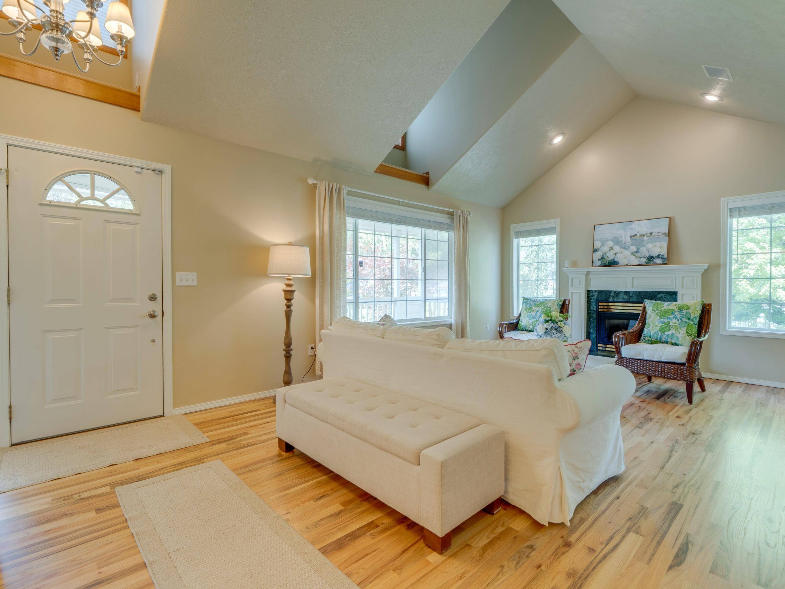 3703 S Sunderland Dr, Spokane Valley, WA 99206