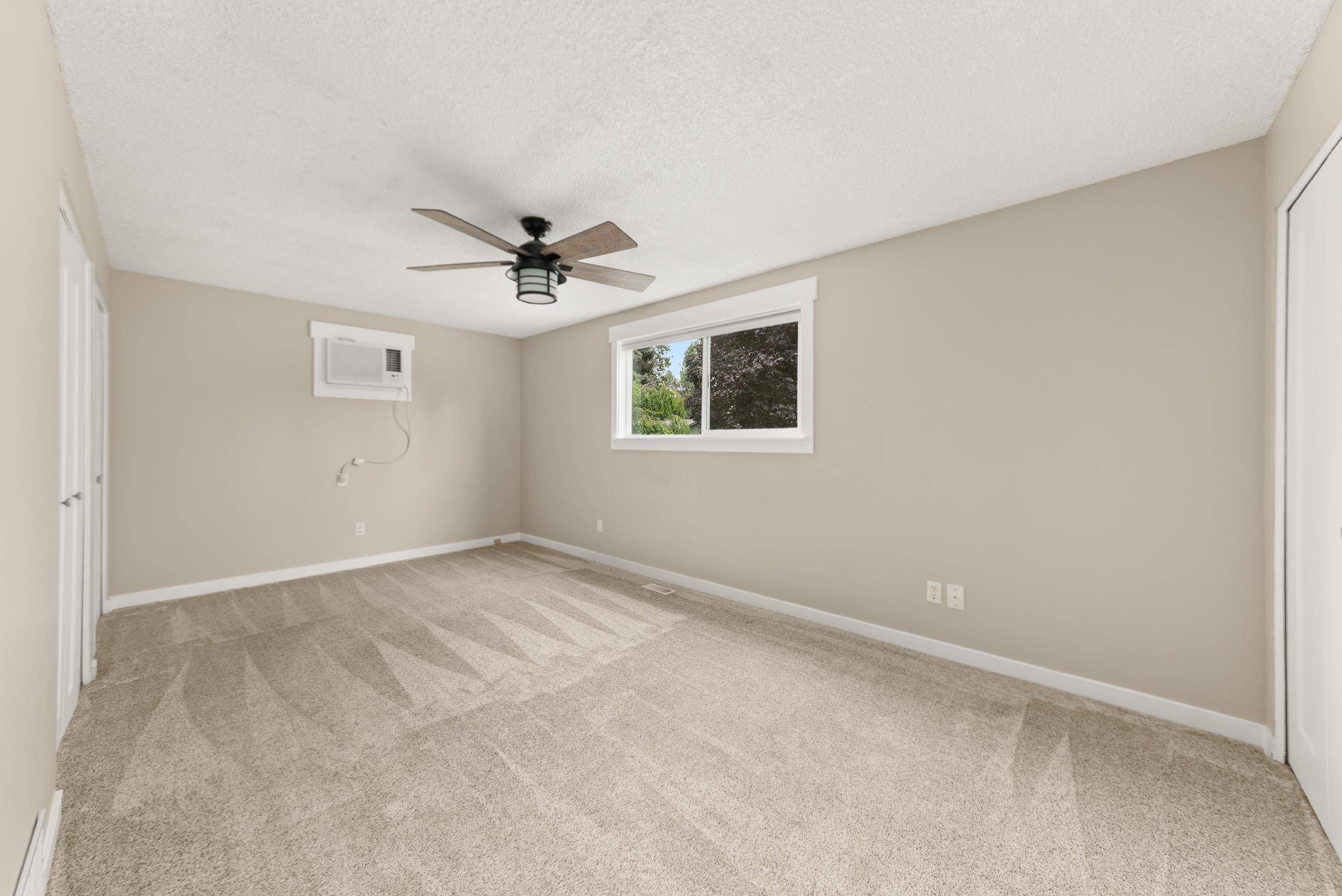 612 E Roundtable Cir, Spokane, WA 99218