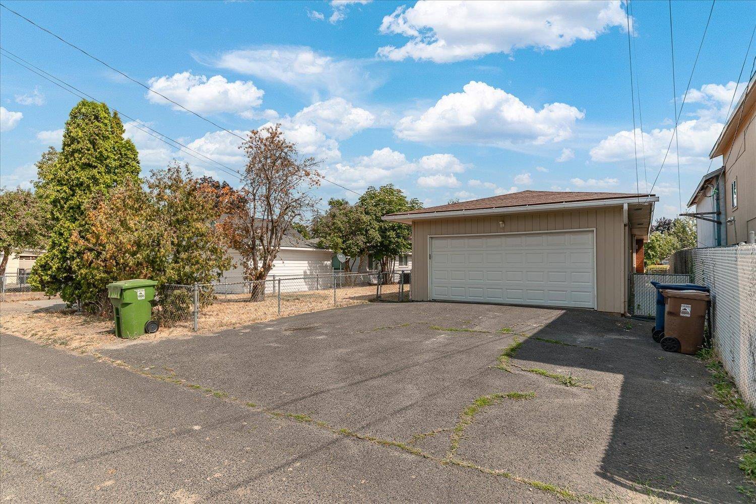 4927 N Washington St, Spokane, WA 99205