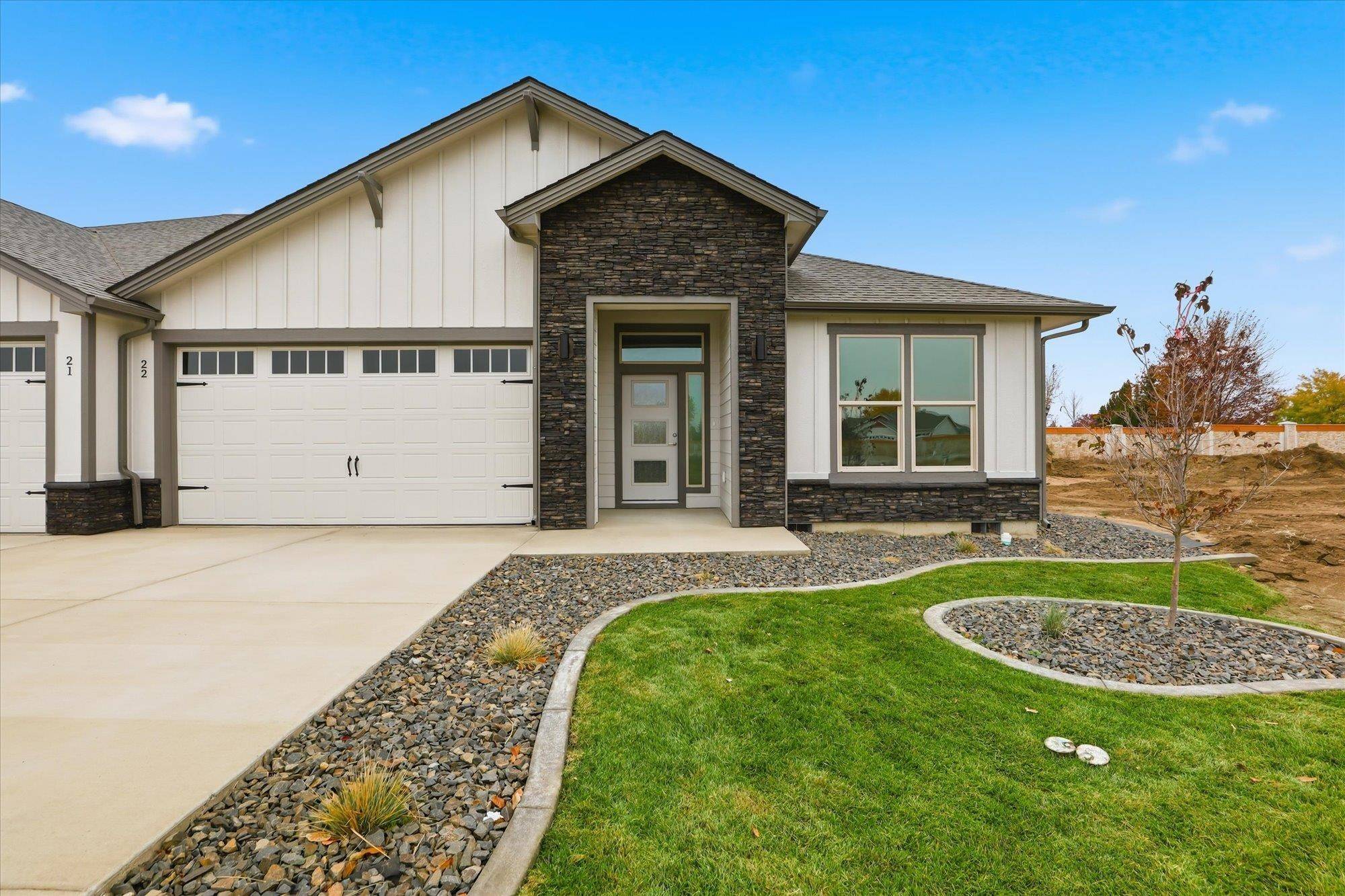 1109 - 22 N Country Club Dr #22, Deer Park, WA 99006
