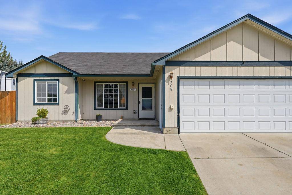 208 N Armstrong Ct, Deer Park, WA 99006