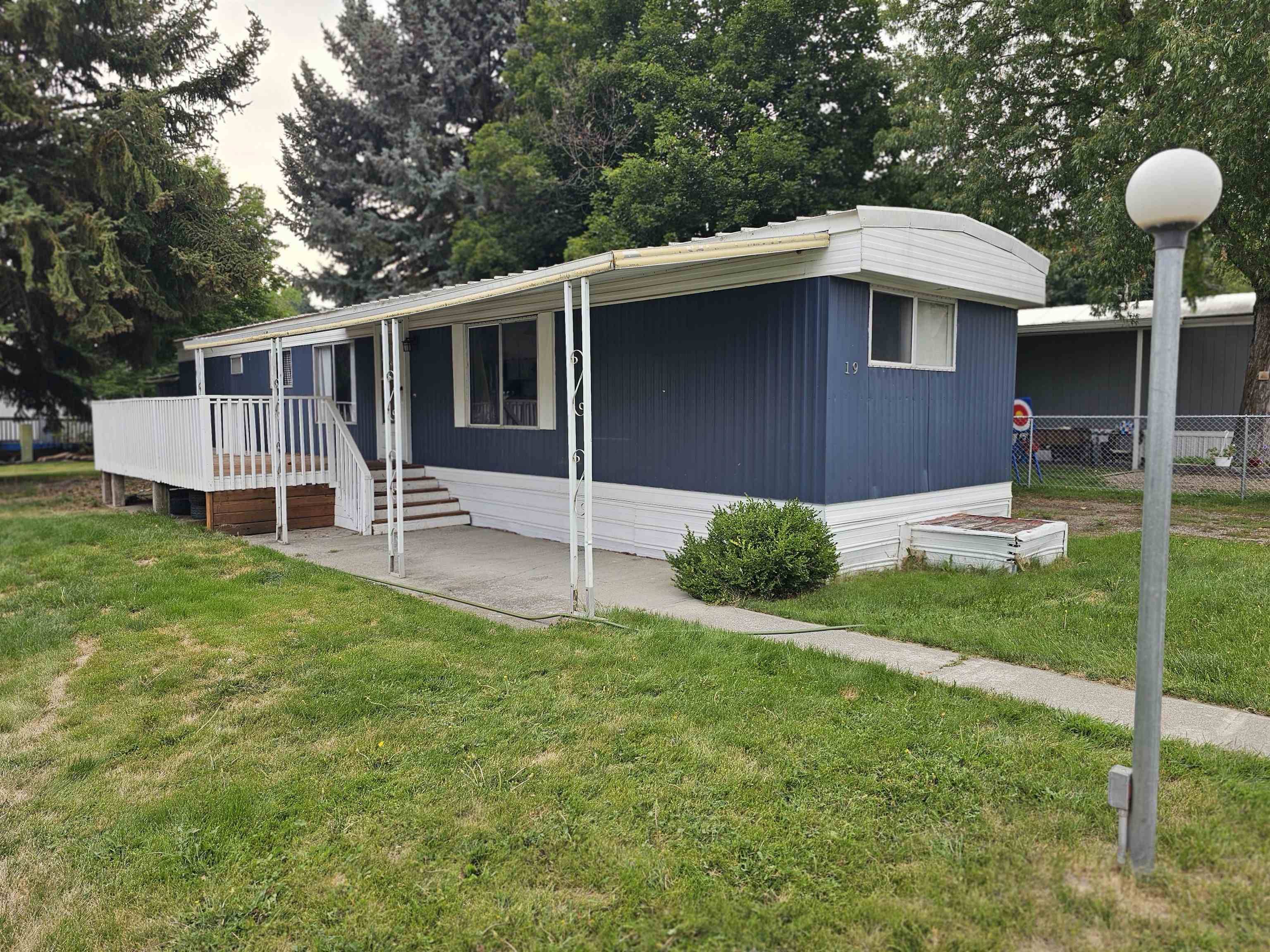 3110 E Chattaroy #19 Rd, Chattaroy, WA 99003