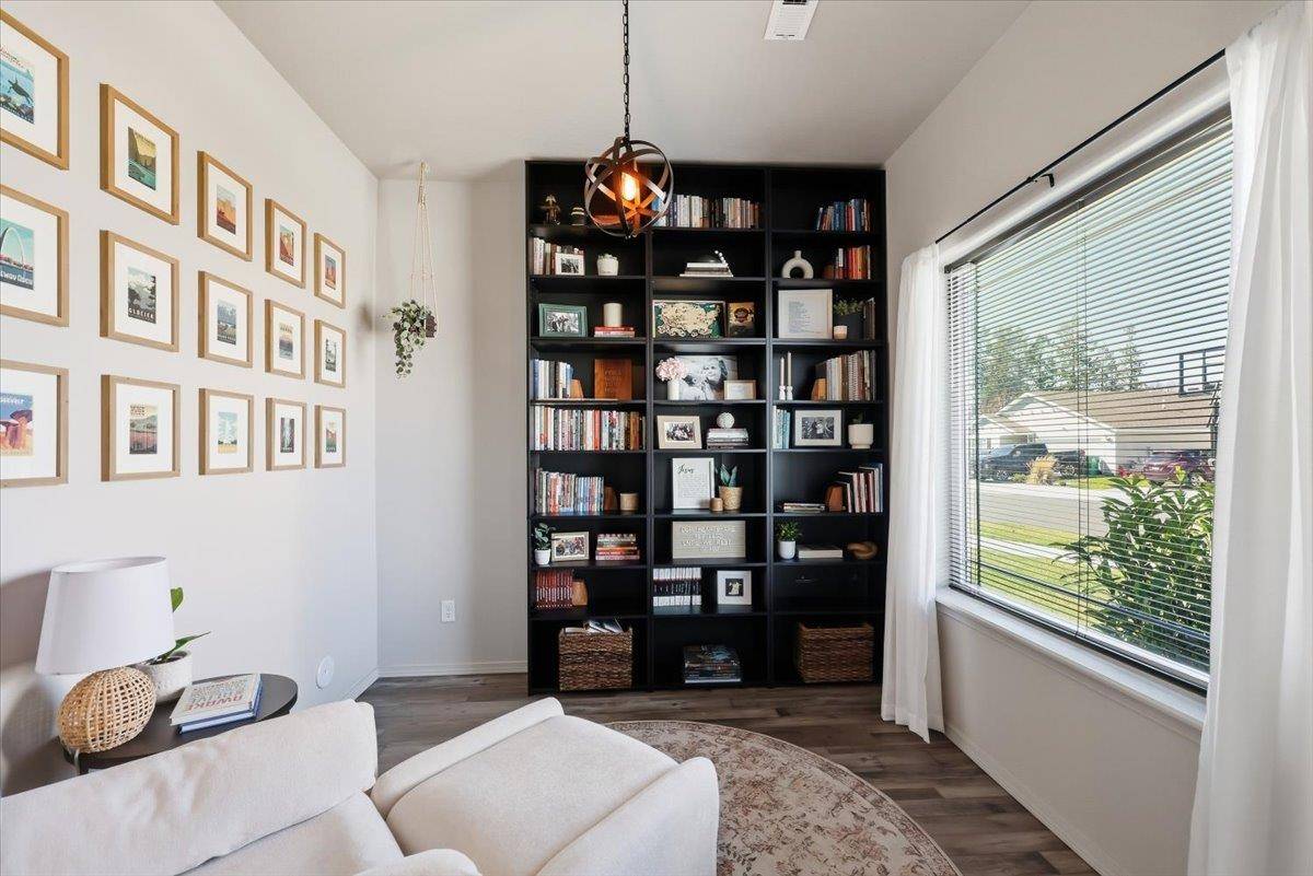 8802 N Cannon St, Spokane, WA 99208