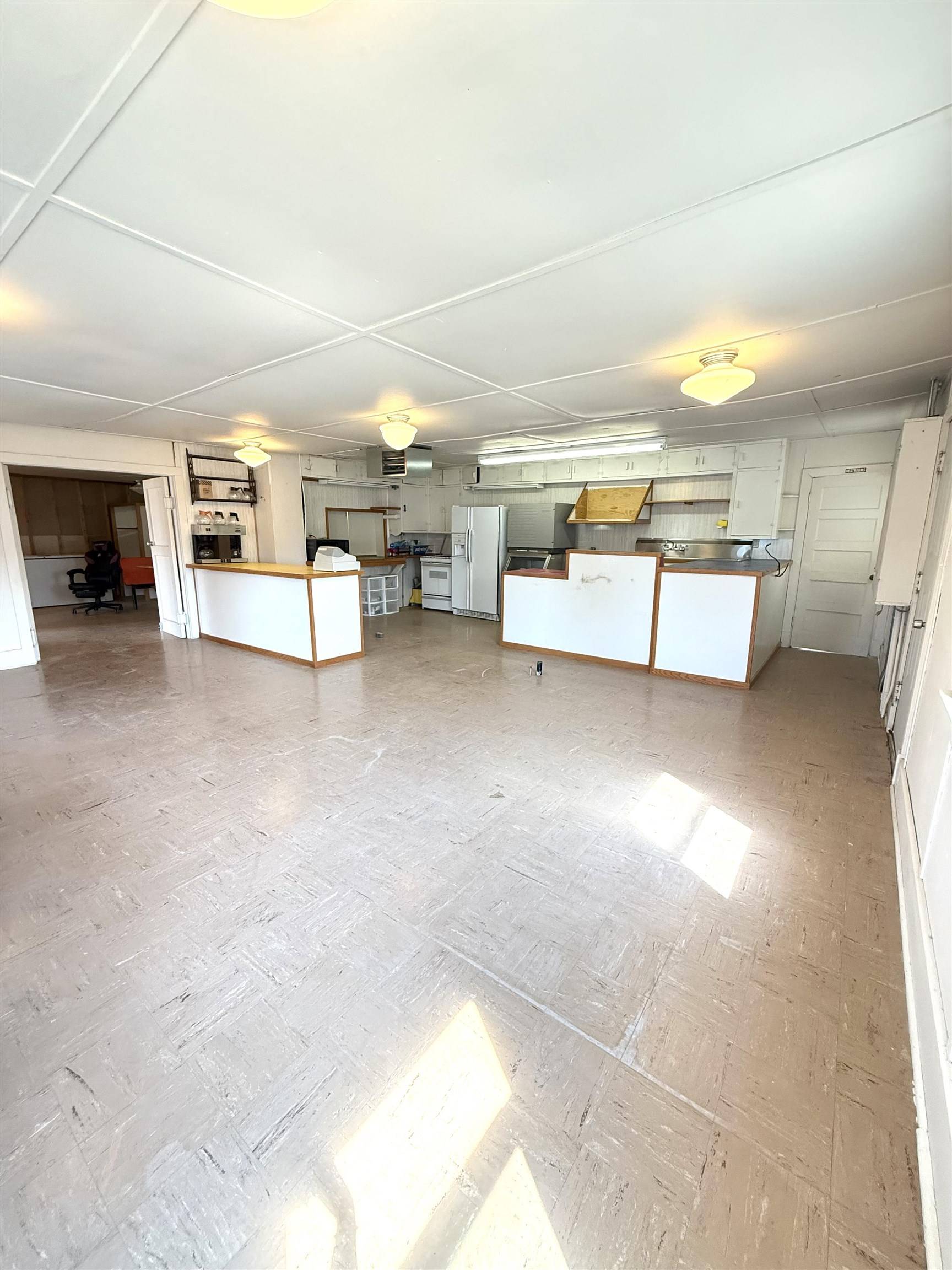15 S 1st St, Almira, WA 99103
