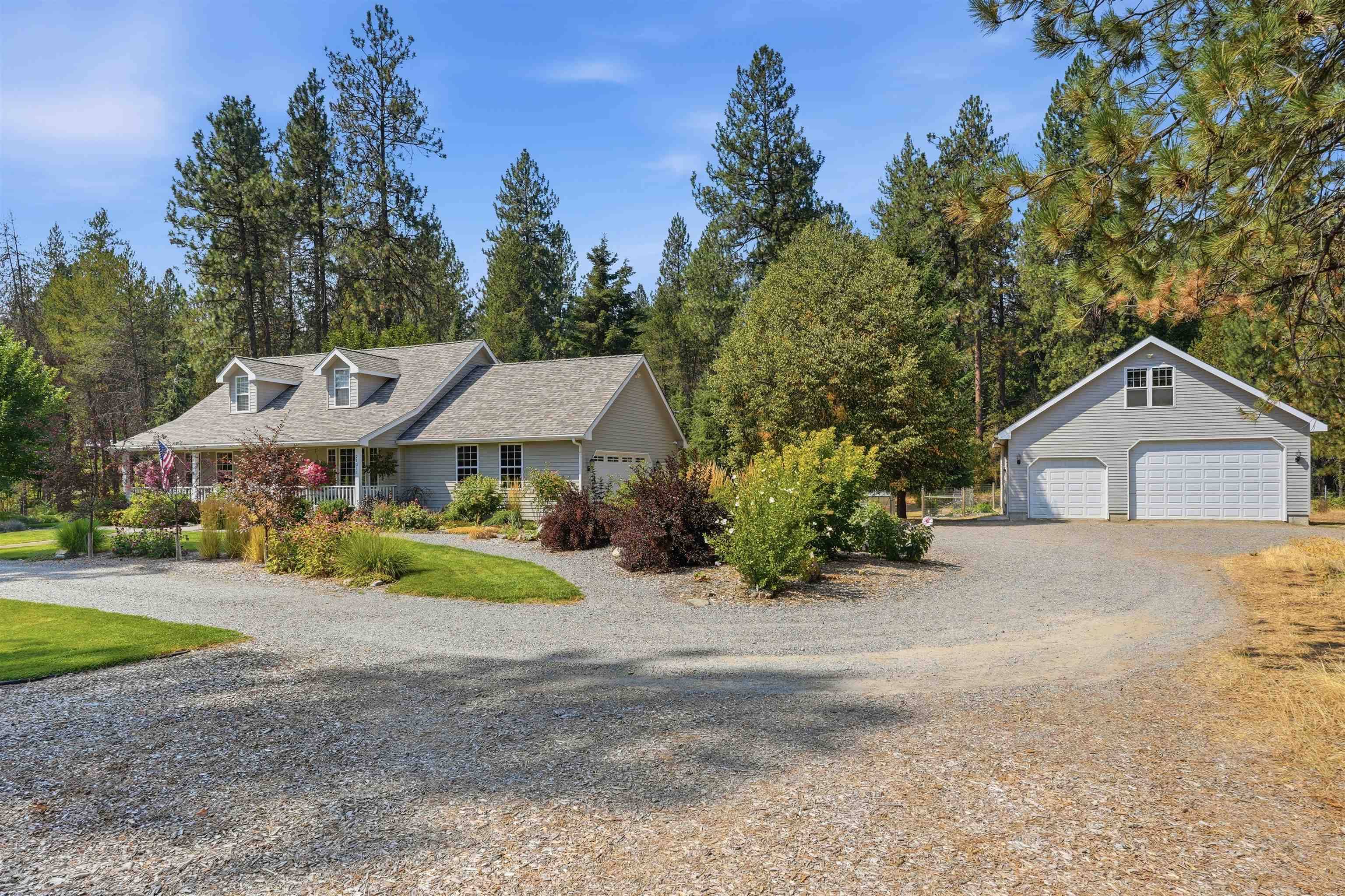 28013 N Bear Lake Rd, Chattaroy, WA 99003