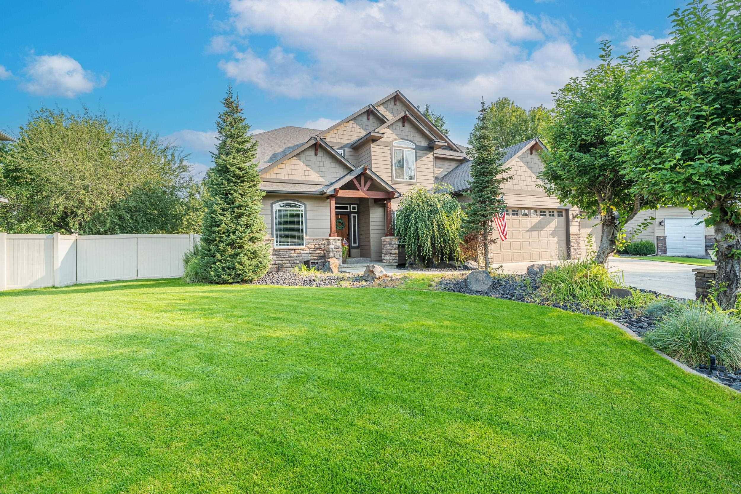 1017 E Golden Ct, Spokane, WA 99208