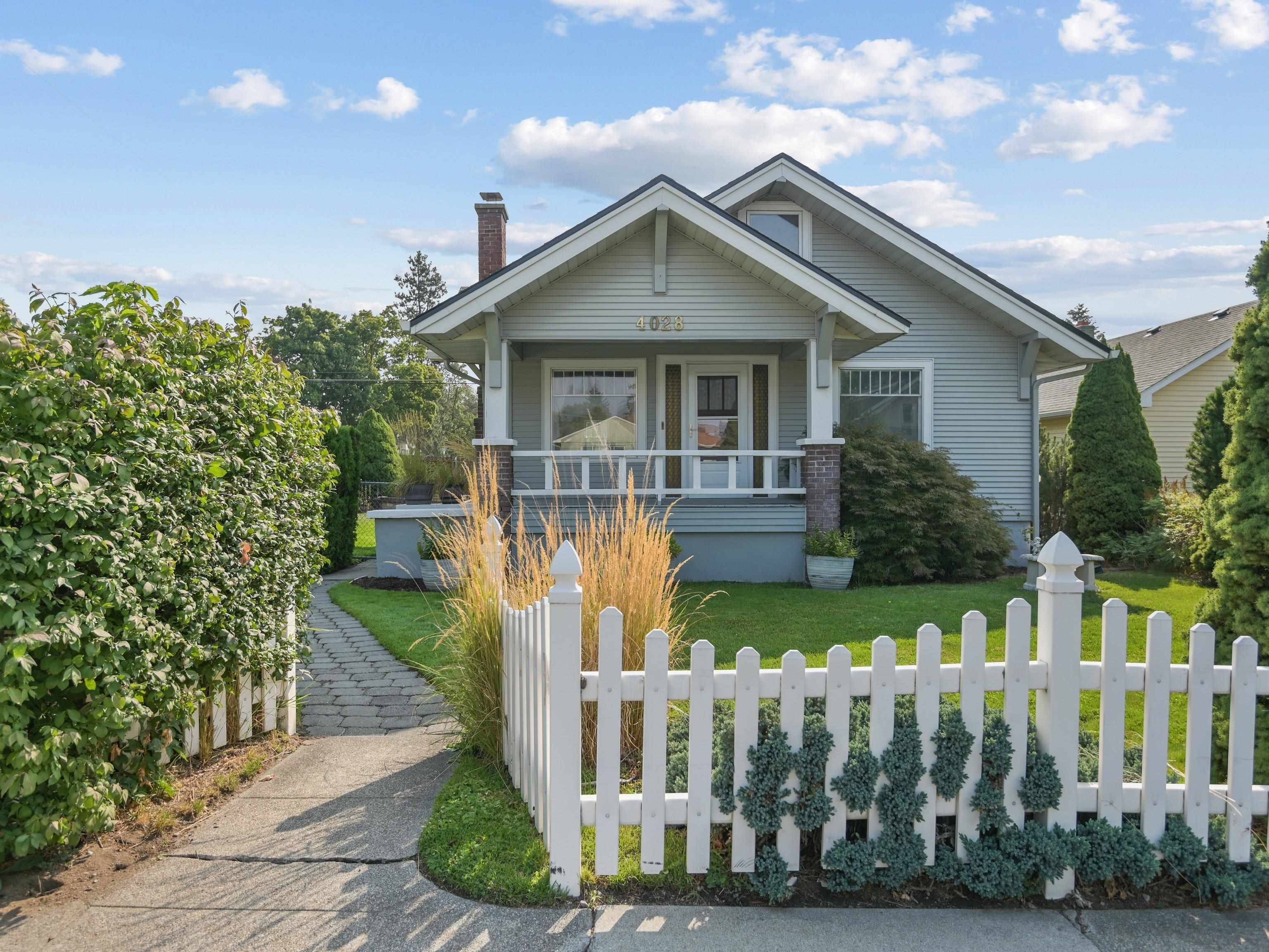 4028 N Lincoln St, Spokane, WA 99205