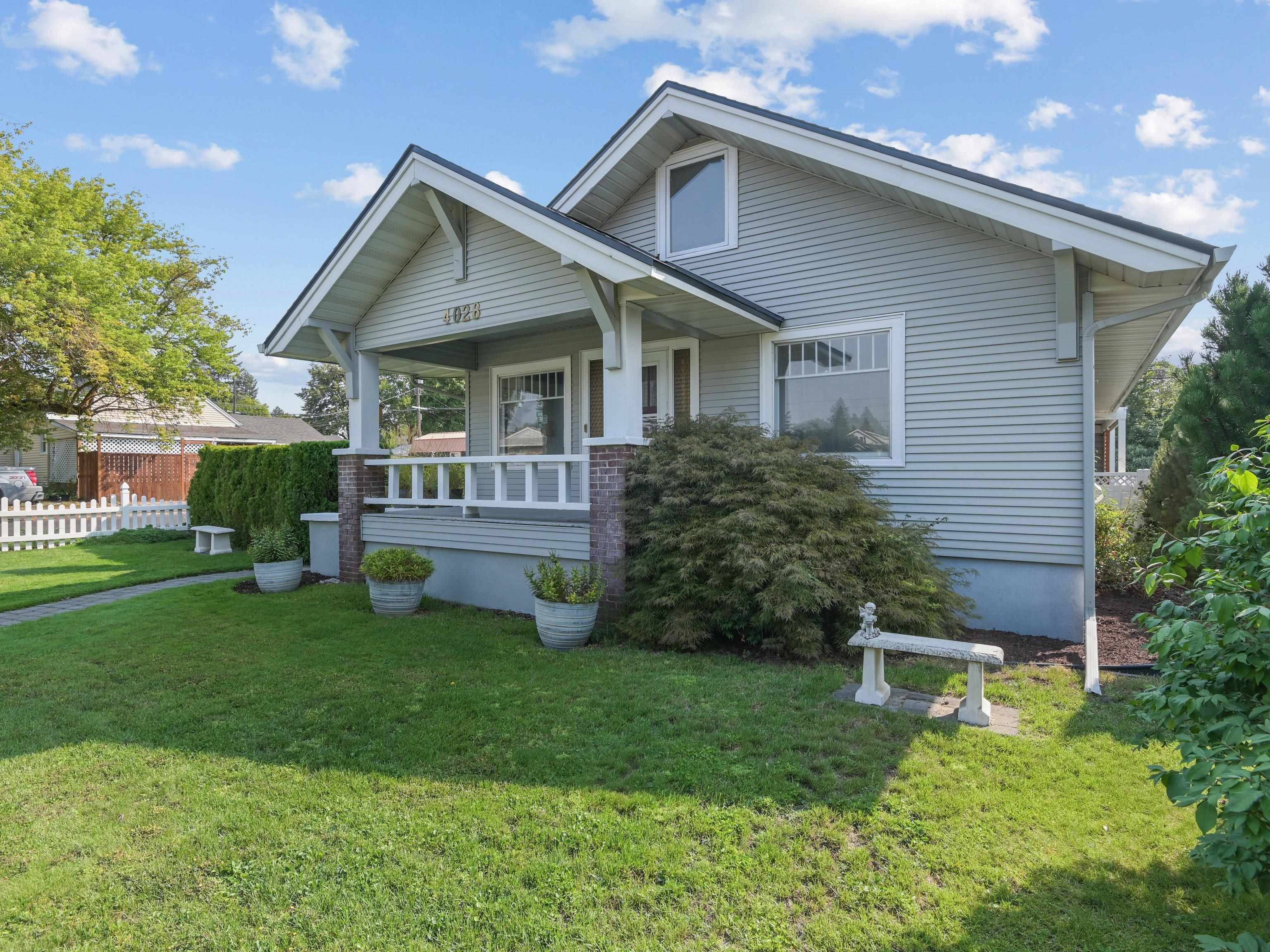 4028 N Lincoln St, Spokane, WA 99205