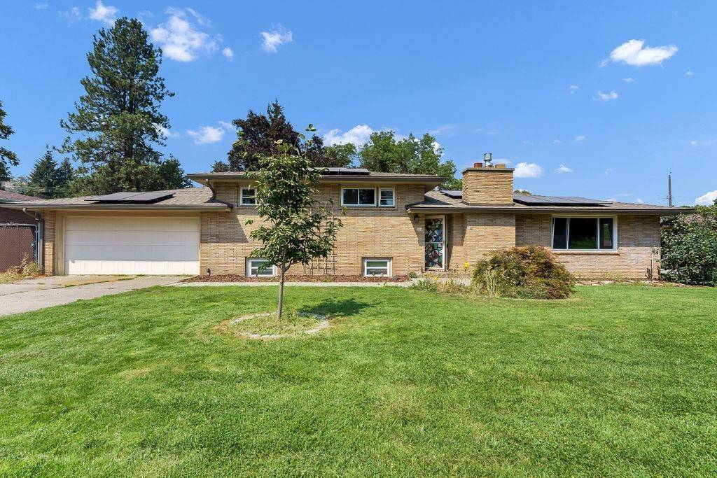 504 W St Thomas More WAY, Spokane, WA 99208