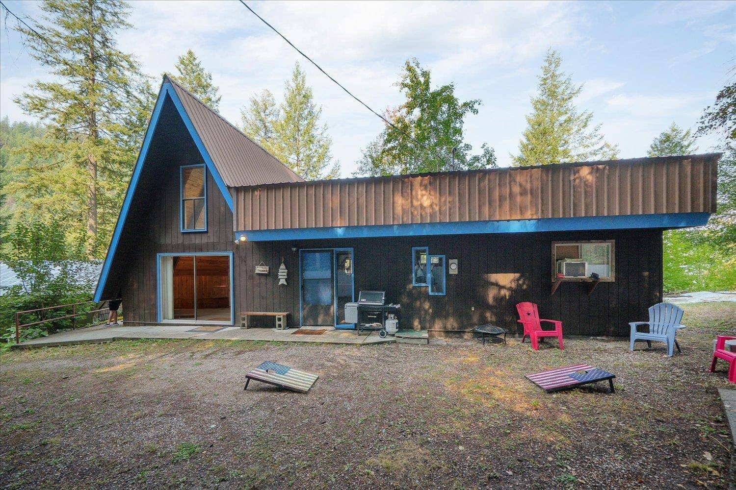 3959 Bayside Way, Loon Lake, WA 99148
