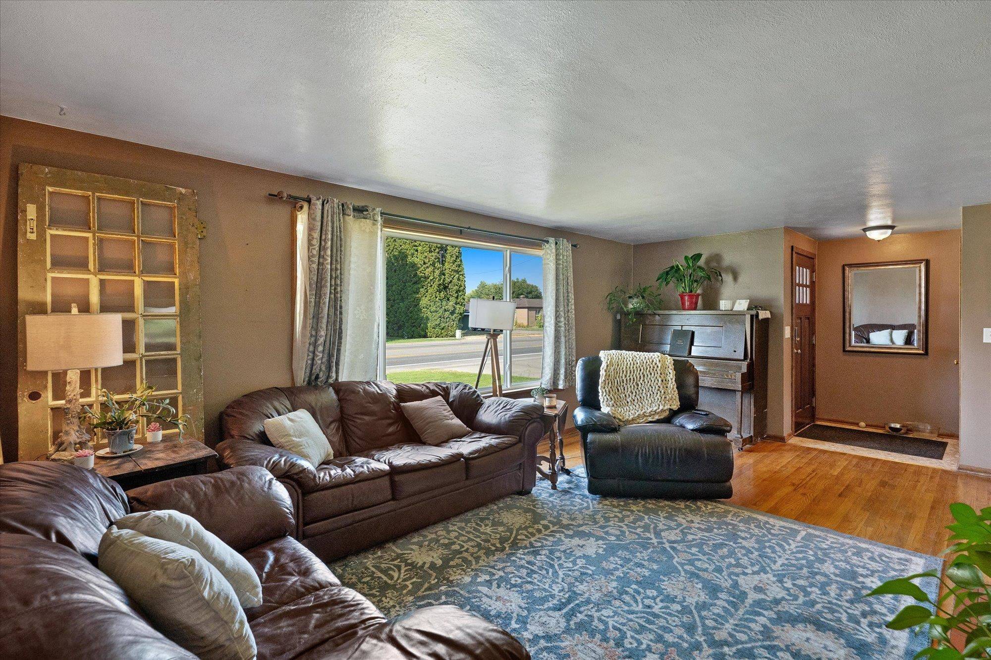 14724 E Broadway Ave, Spokane Valley, WA 99216