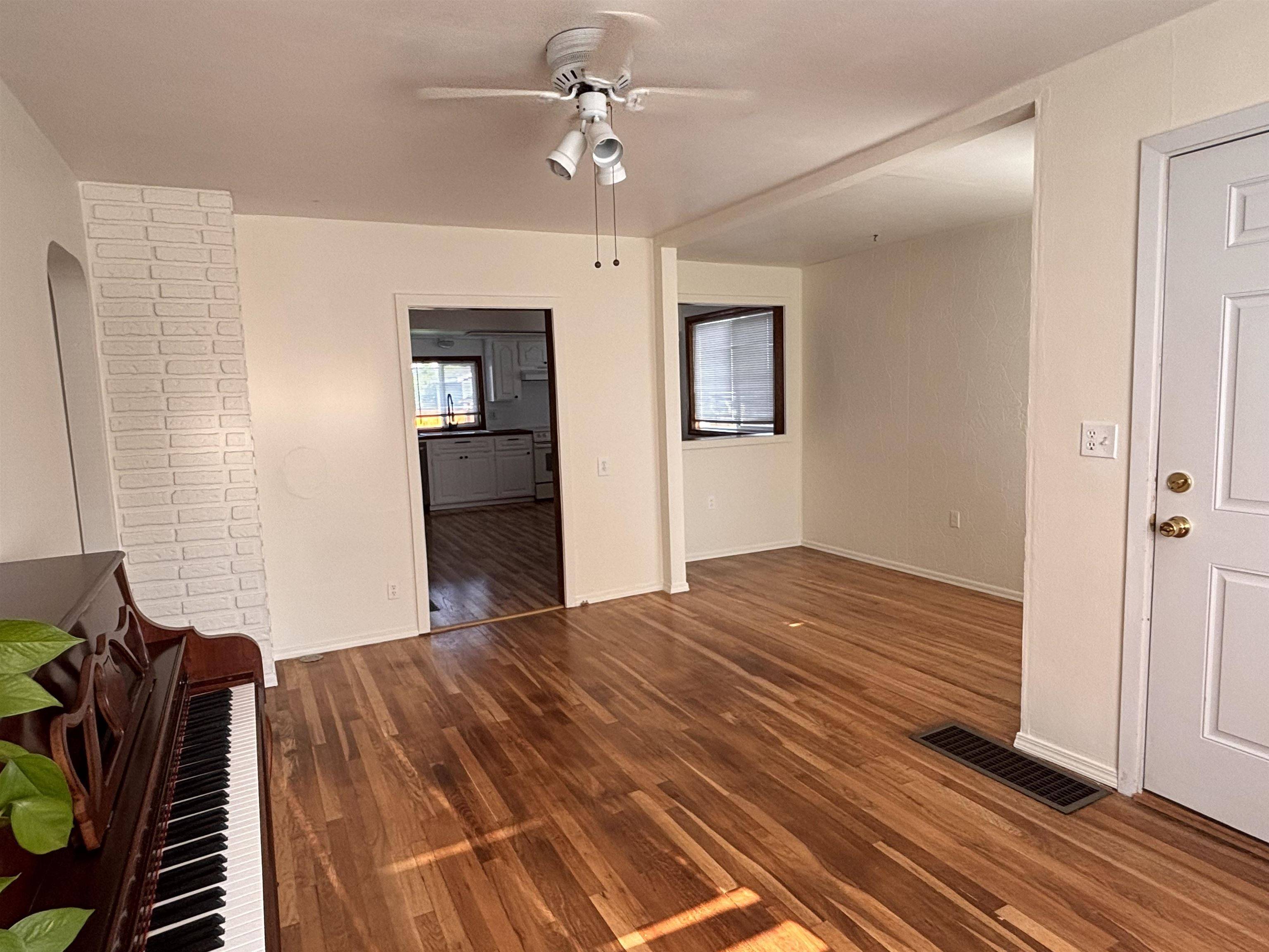 5122 N Stevens St, Spokane, WA 99205