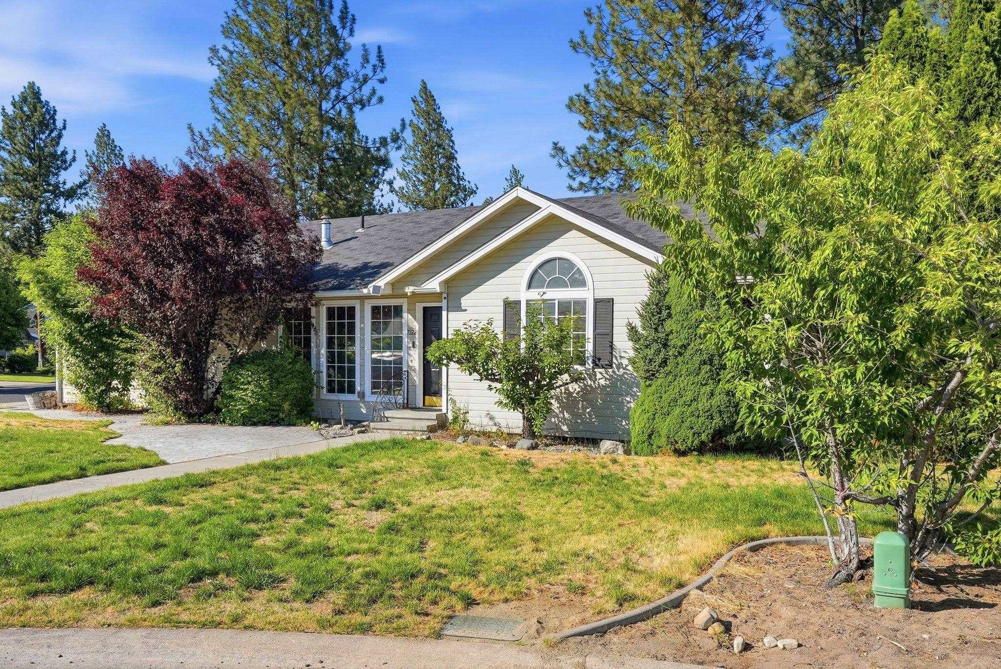 7322 W Links Ct, Nine Mile Falls, WA 99026