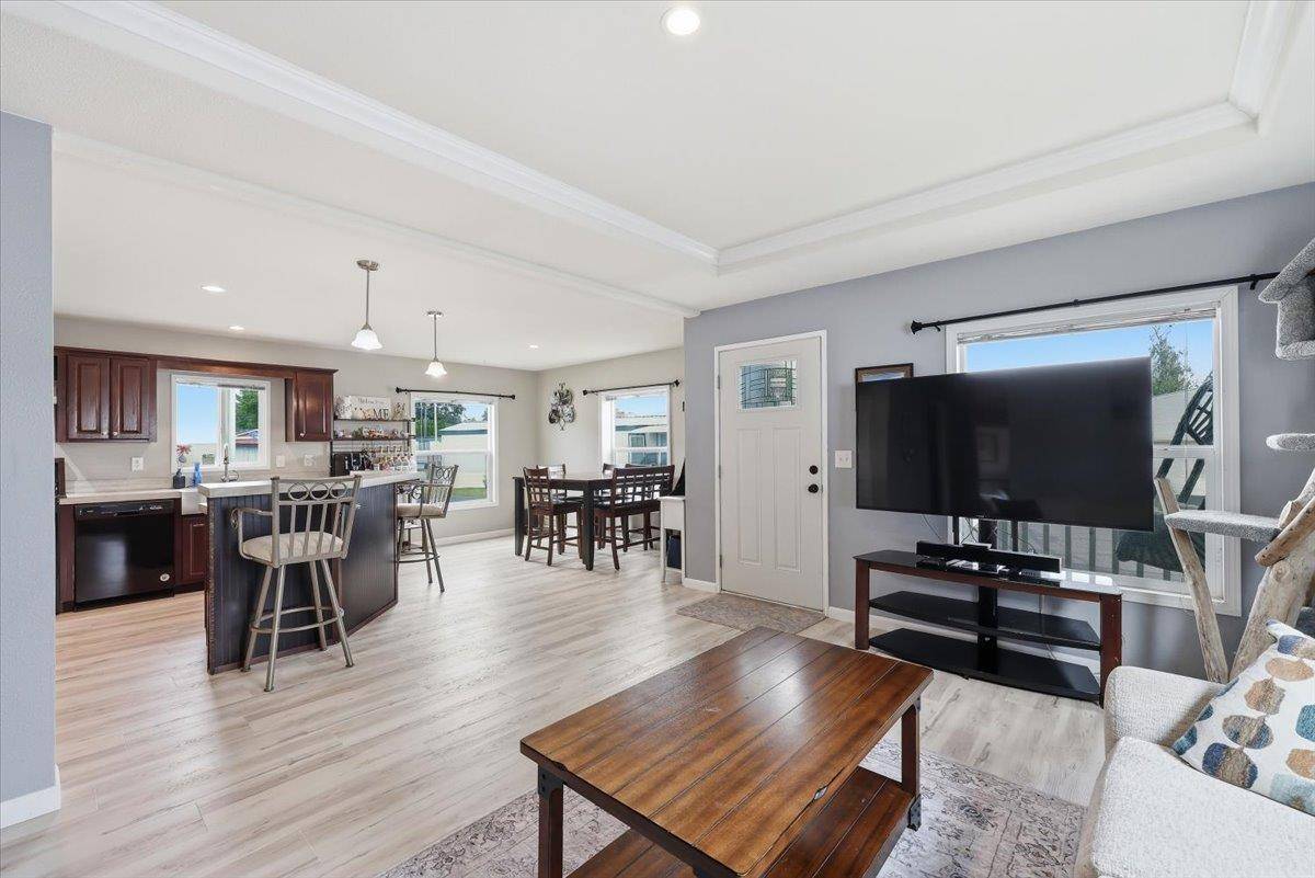 21725 E Wellesley Ave #33, Otis Orchards, WA 99027